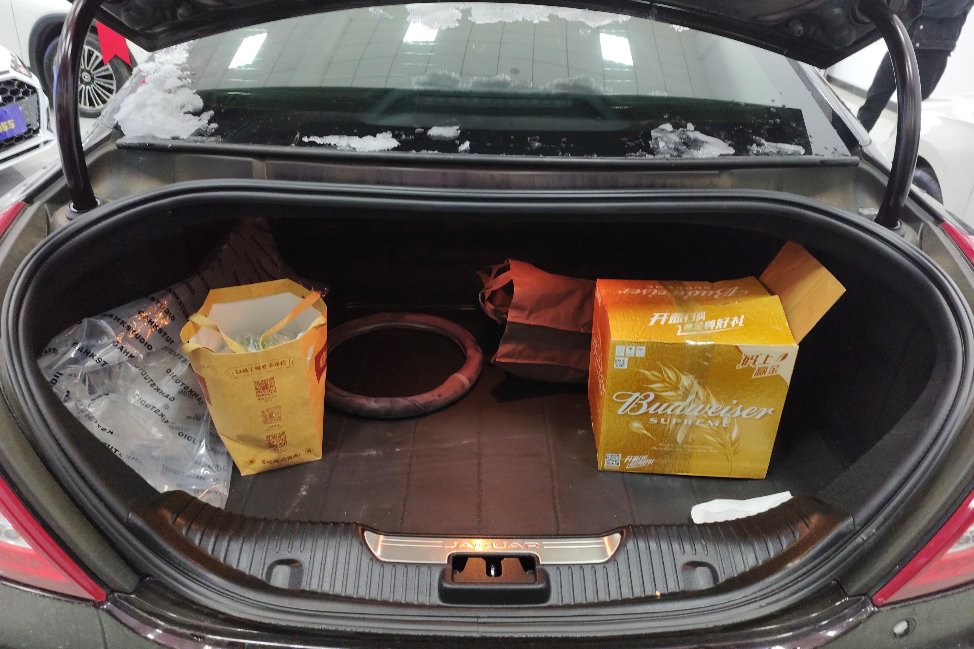 捷豹XJ L [进口] 2014款 3.0T 自动 汽油 全景商务版 (欧Ⅳ) 