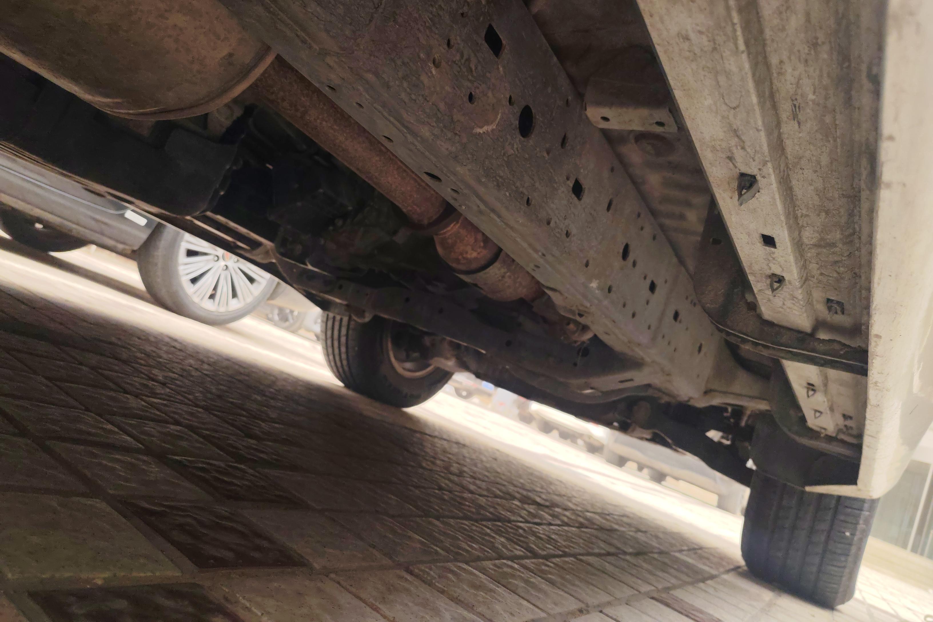 丰田普拉多 2016款 2.7L 自动 四驱 豪华型 (国Ⅴ) 