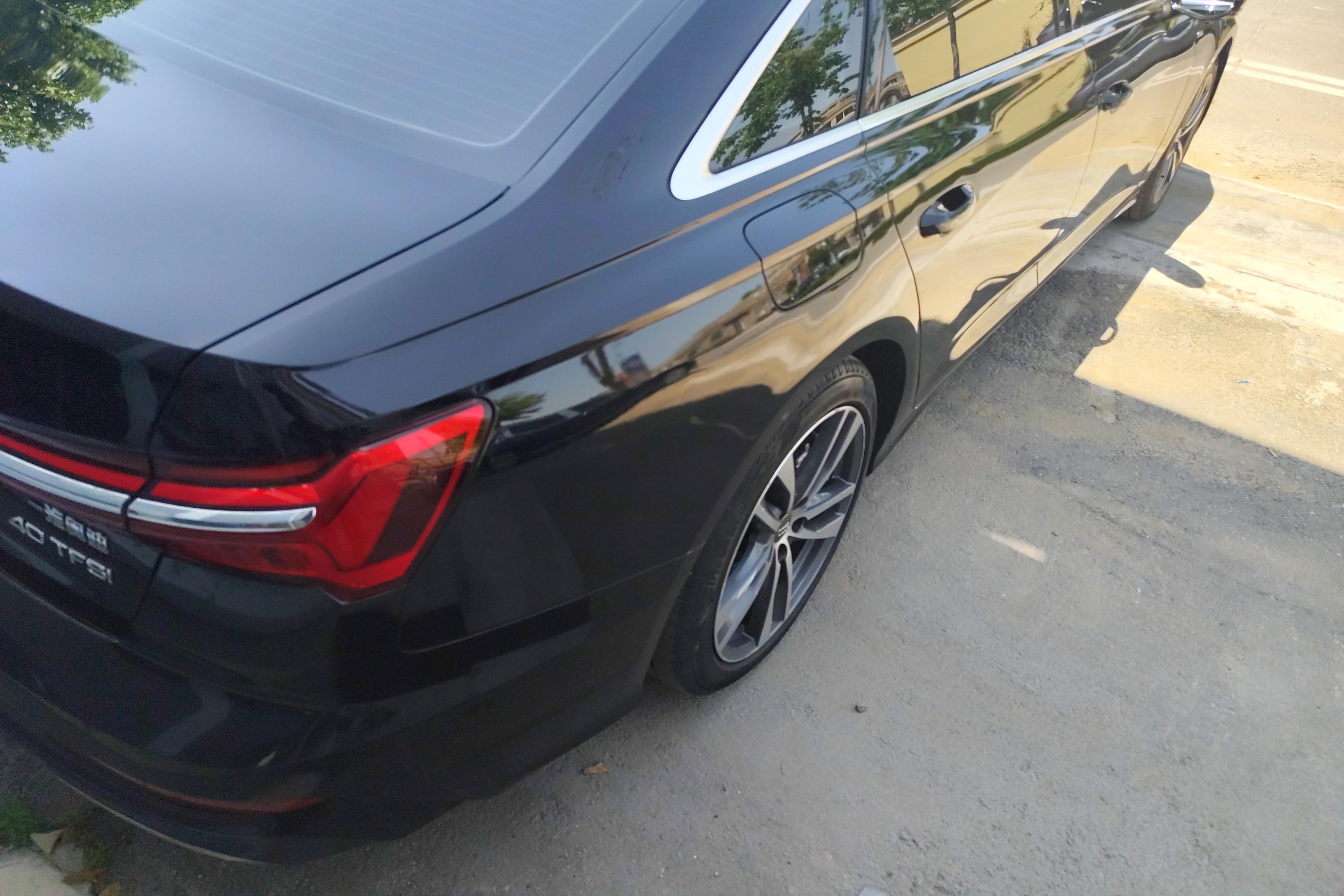 奥迪A6L 40TFSI 2020款 2.0T 自动 豪华动感型 (国Ⅵ) 