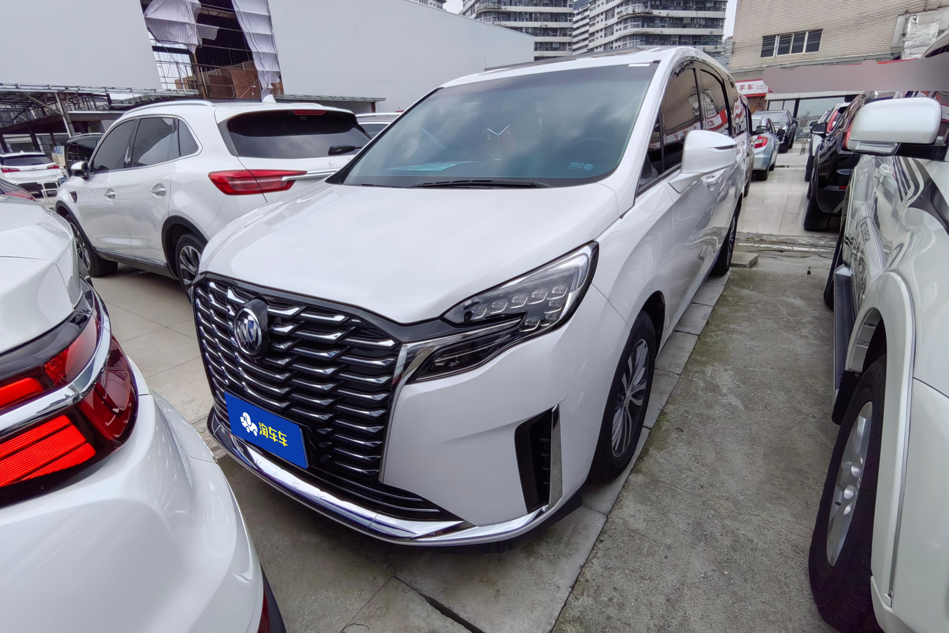 别克GL8 2023款 2.0T 自动 7座 653T豪华型 (国Ⅵ) 