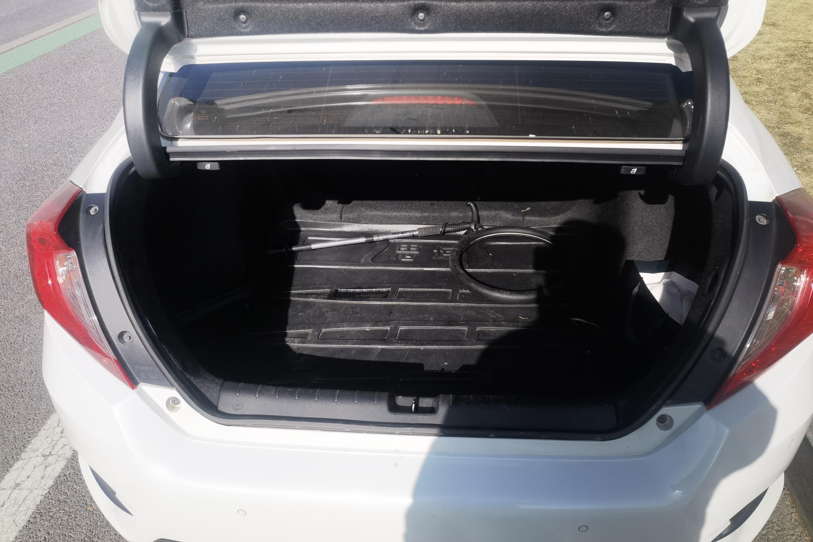 本田思域 2019款 1.5T 自动 劲擎版220TURBO (国Ⅴ) 