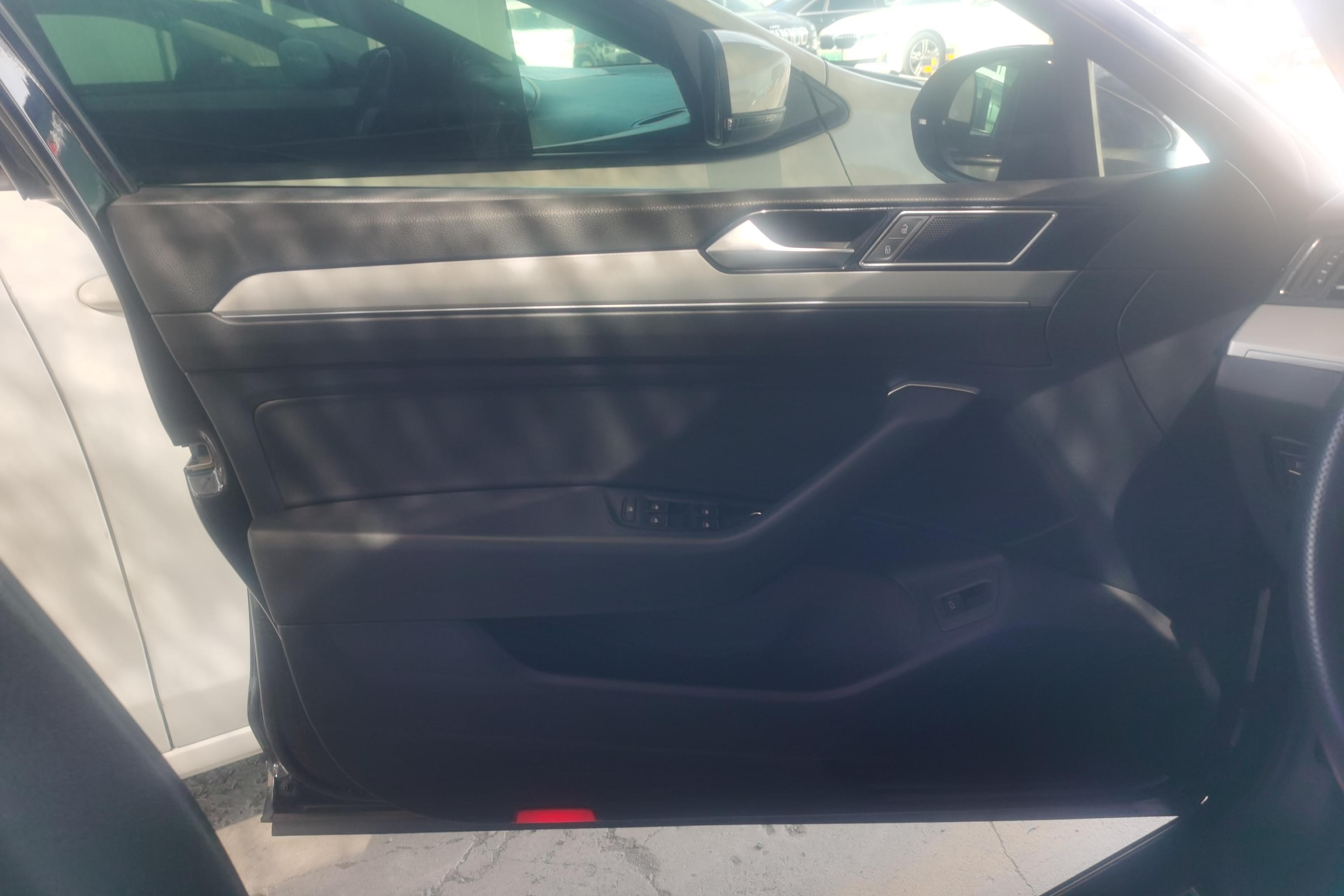 大众迈腾 2019款 1.4T 自动 汽油 280TSI领先型 (国Ⅴ) 