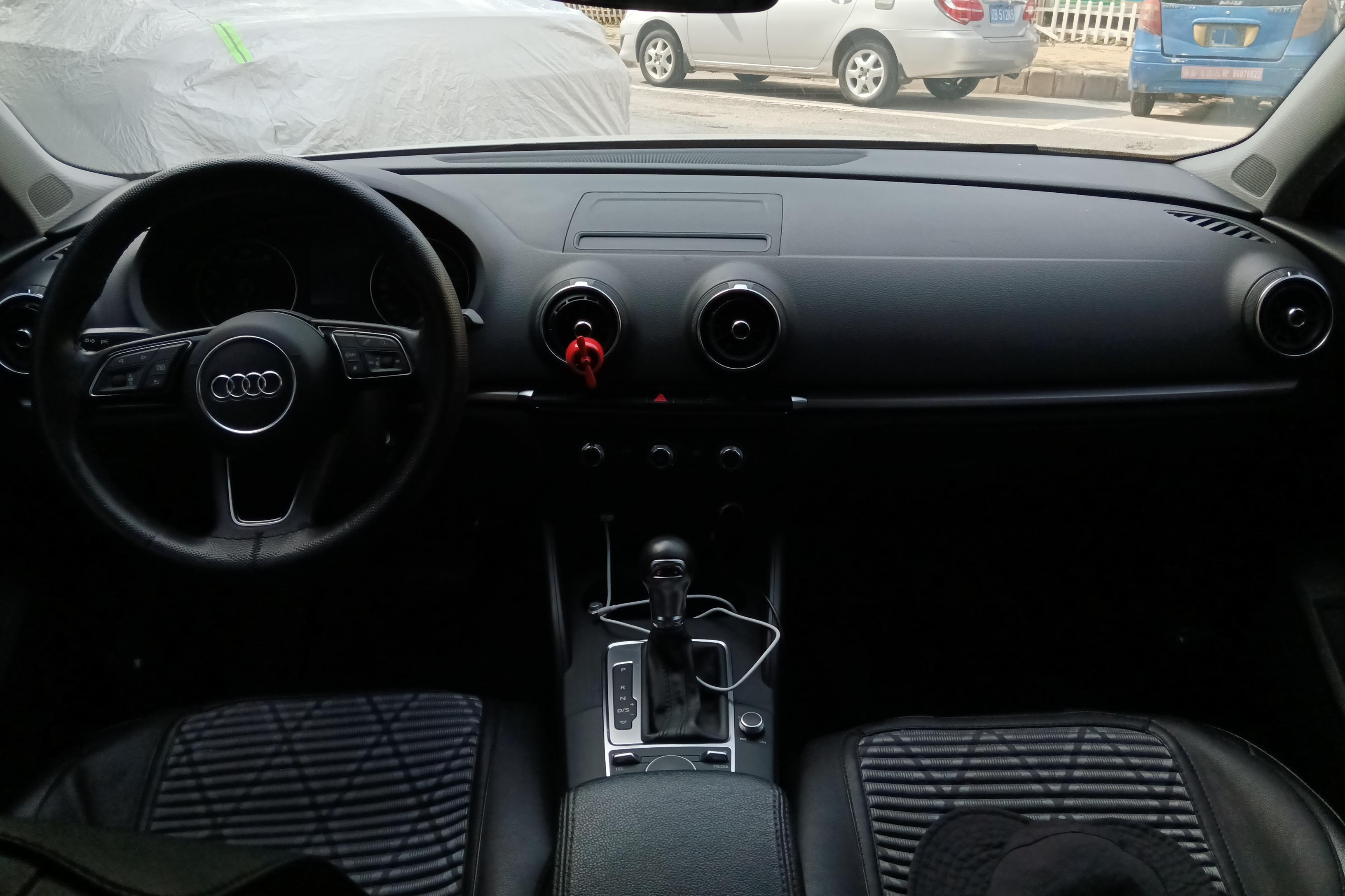 奥迪A3 35TFSI 2018款 1.4T 自动 汽油 进取型30周年Sportback (国Ⅴ) 