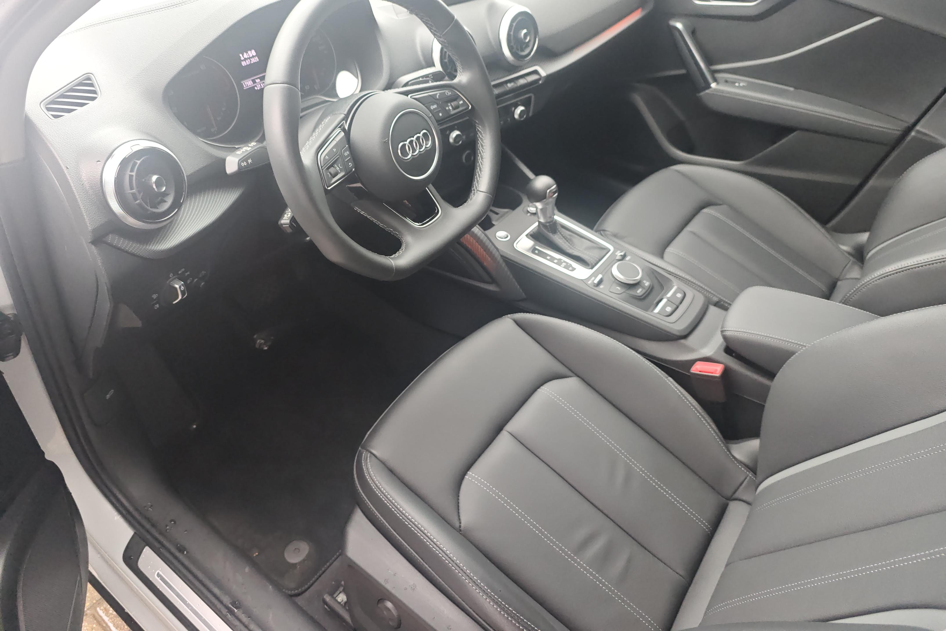 奥迪Q2L 35TFSI 2022款 1.4T 自动 时尚动感型 (国Ⅵ) 