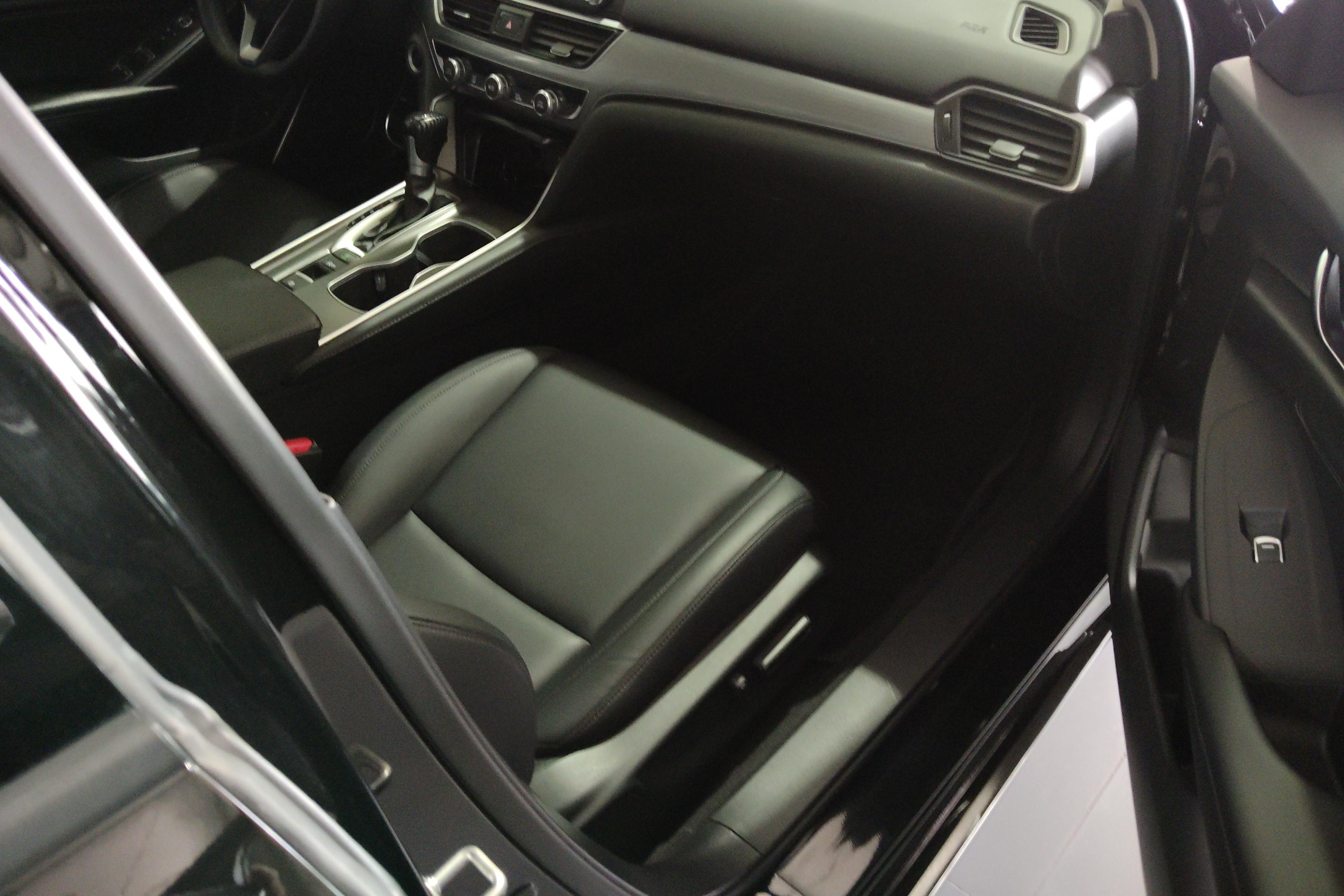 本田雅阁 2018款 1.5T 自动 260TURBO豪华版 (国Ⅴ) 