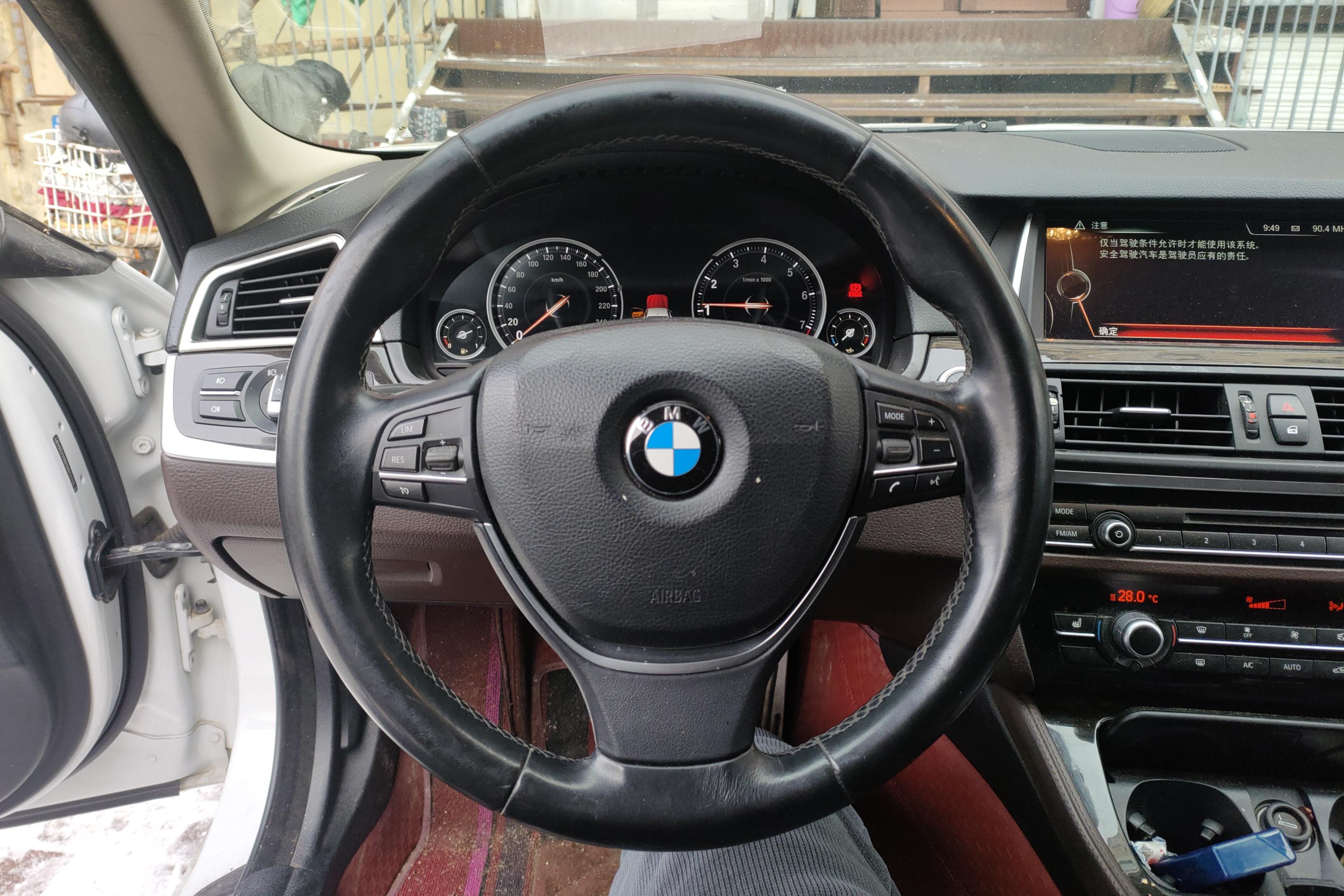 宝马5系 525Li 2017款 2.0T 自动 汽油 豪华设计套装 (国Ⅴ) 