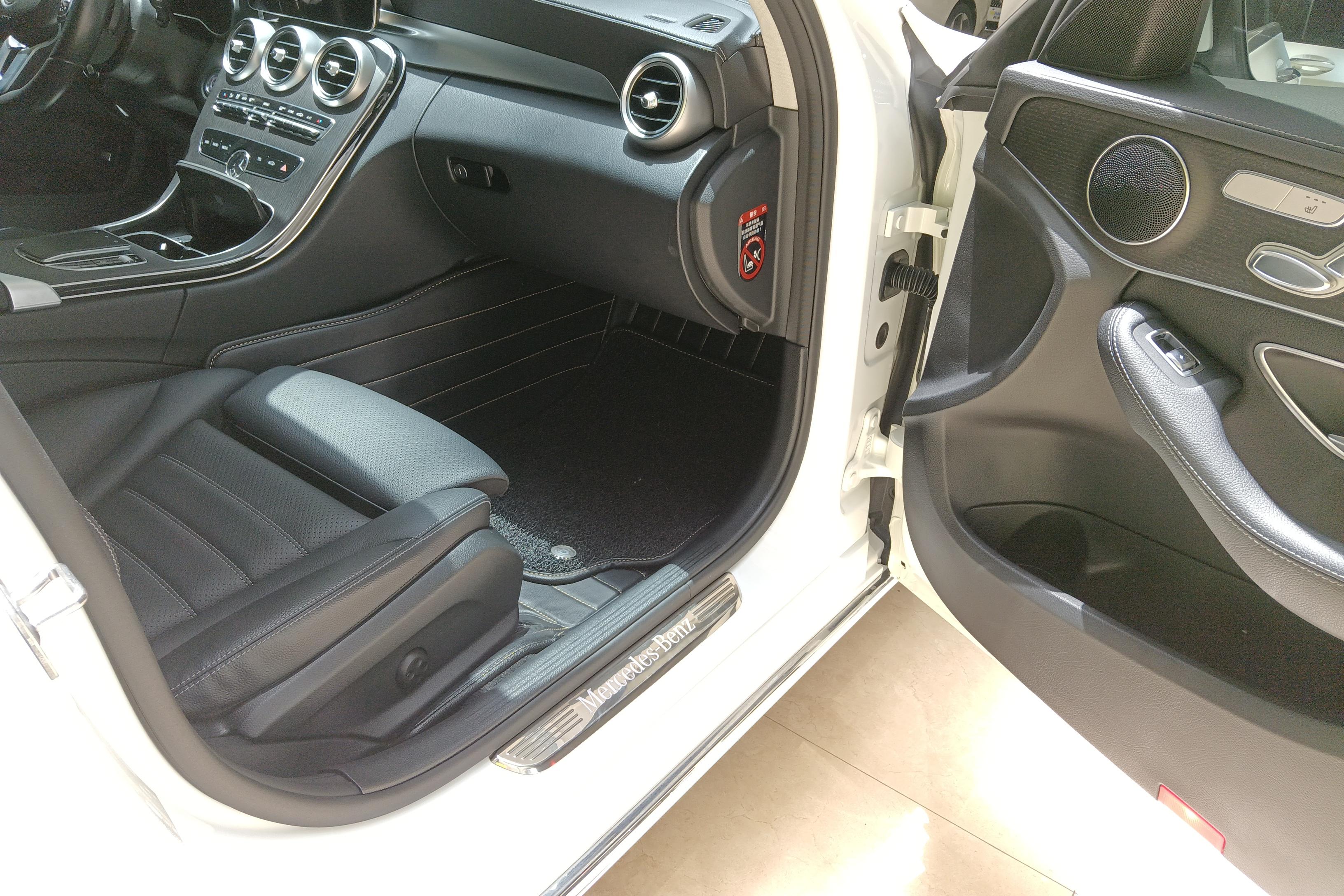 奔驰C级 C260L 2021款 1.5T 自动 运动版 (国Ⅵ) 