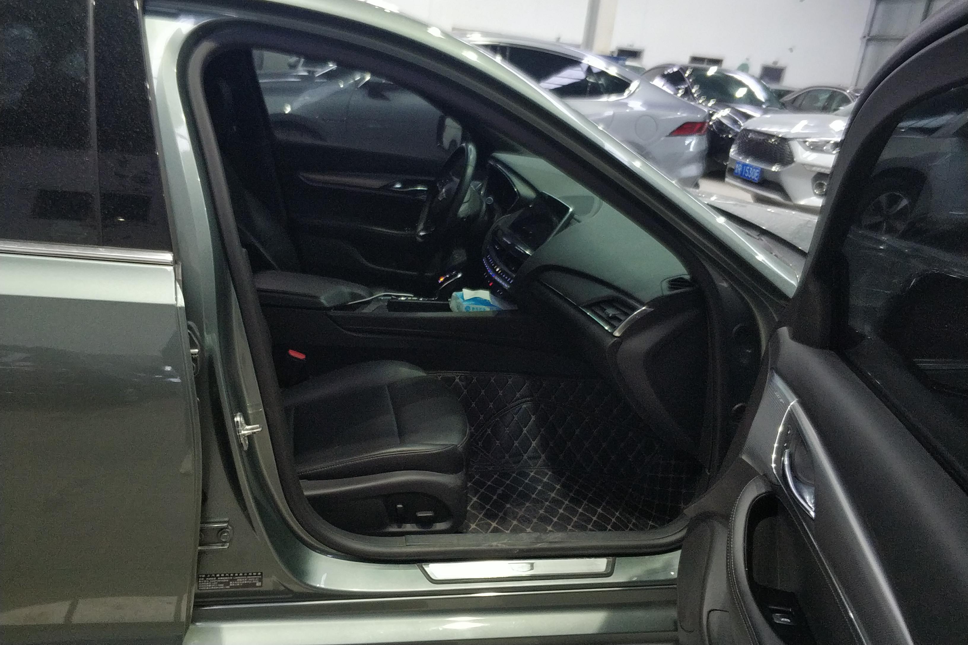 凯迪拉克CT5 2022款 2.0T 自动 28T豪华型 (国Ⅵ) 