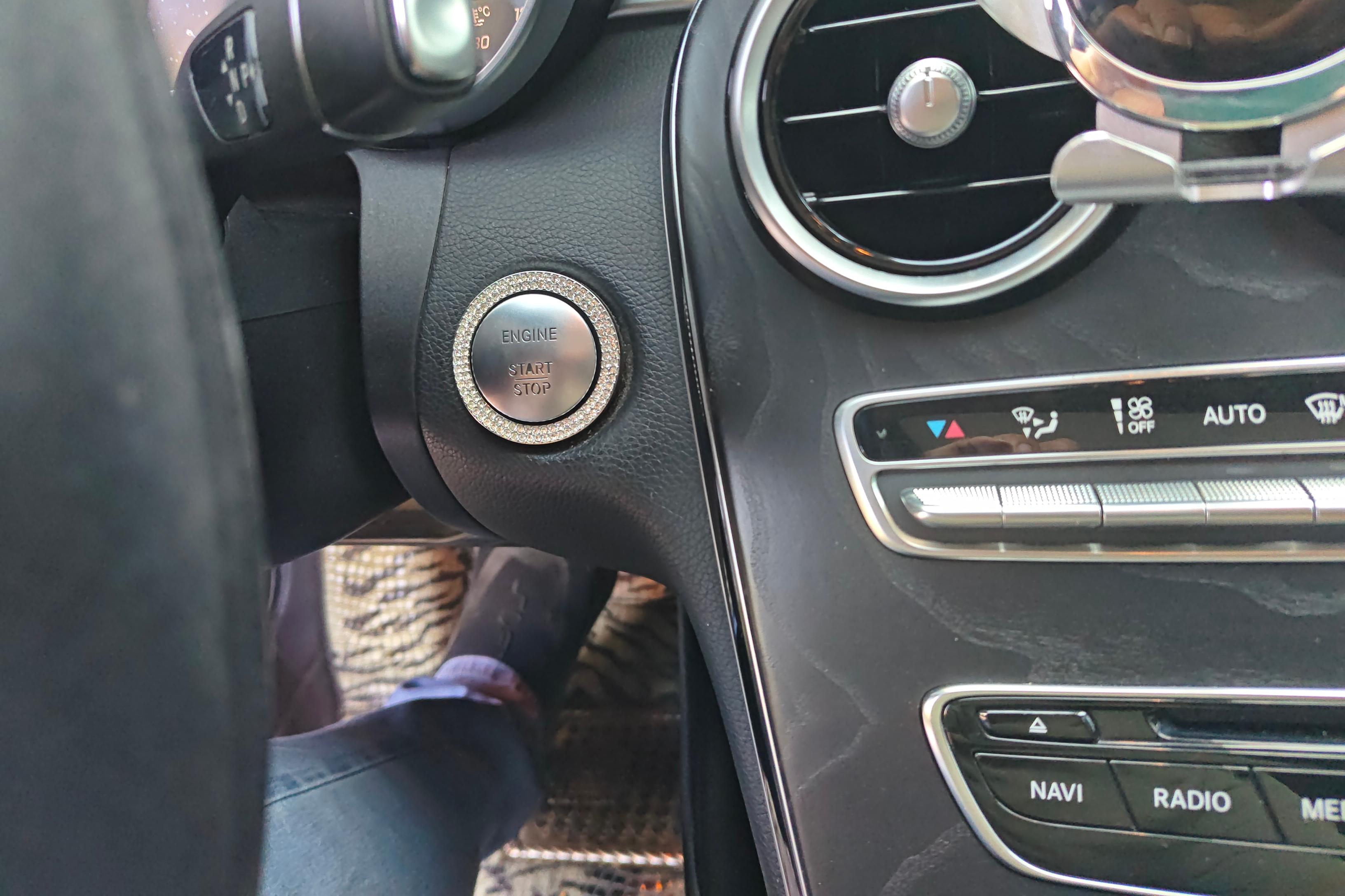 奔驰C级 C200L 2016款 2.0T 自动 运动型 (国Ⅴ) 