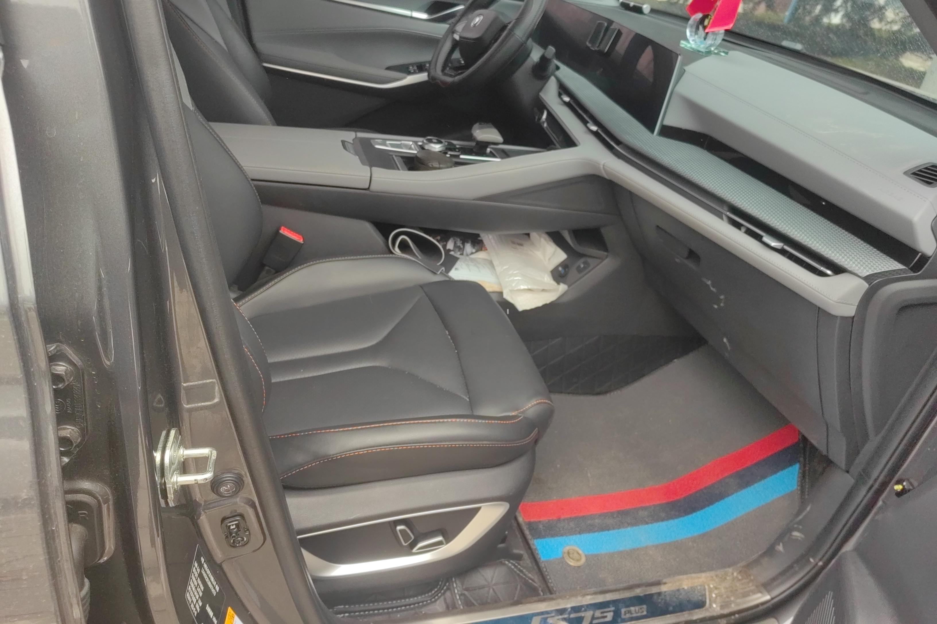 长安CS75 PLUS 第二代 2022款 1.5T 自动 尊享型 (国Ⅵ) 