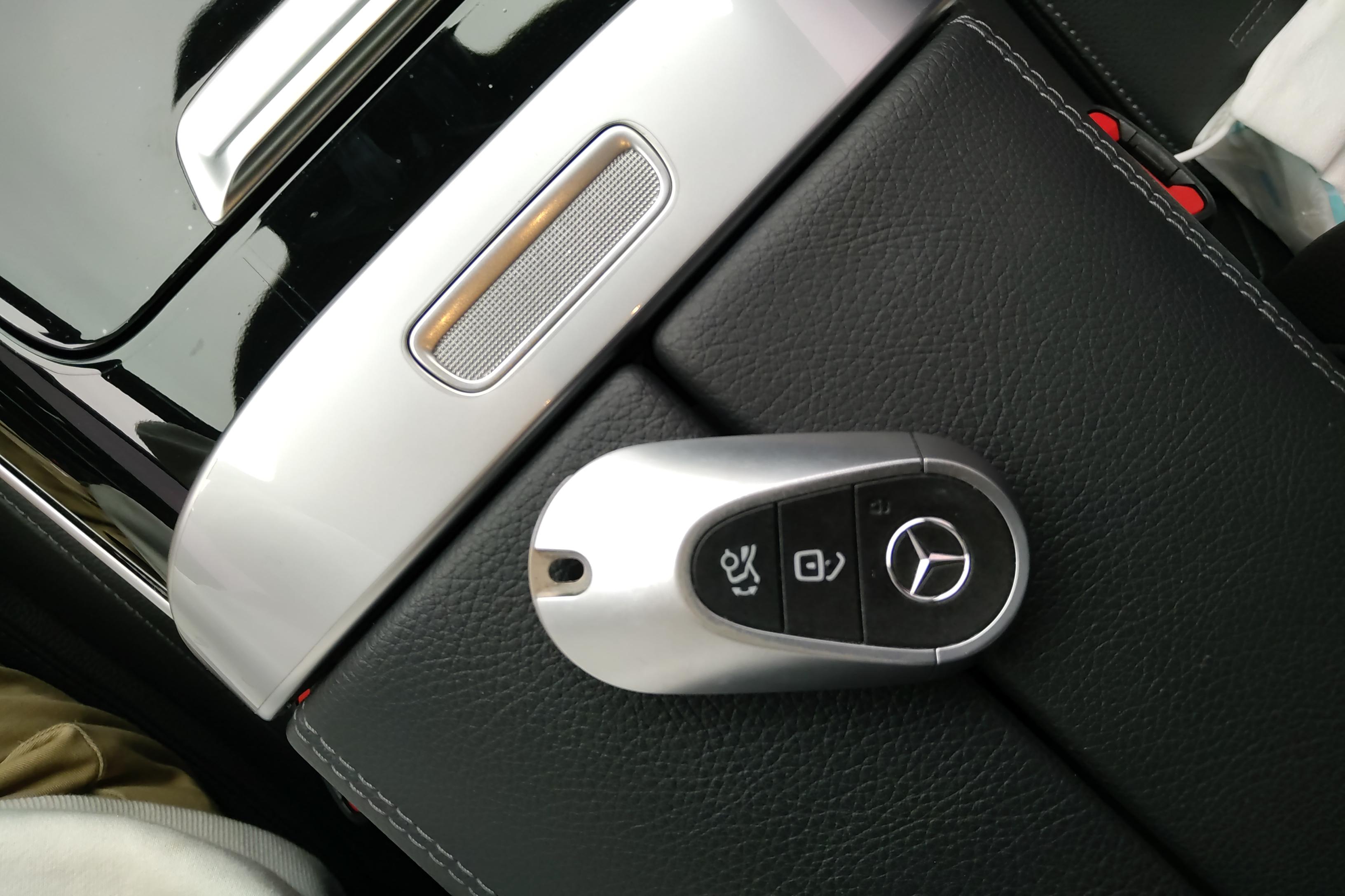 奔驰C级 C260L 2022款 1.5T 自动 改款运动版 (国Ⅵ) 