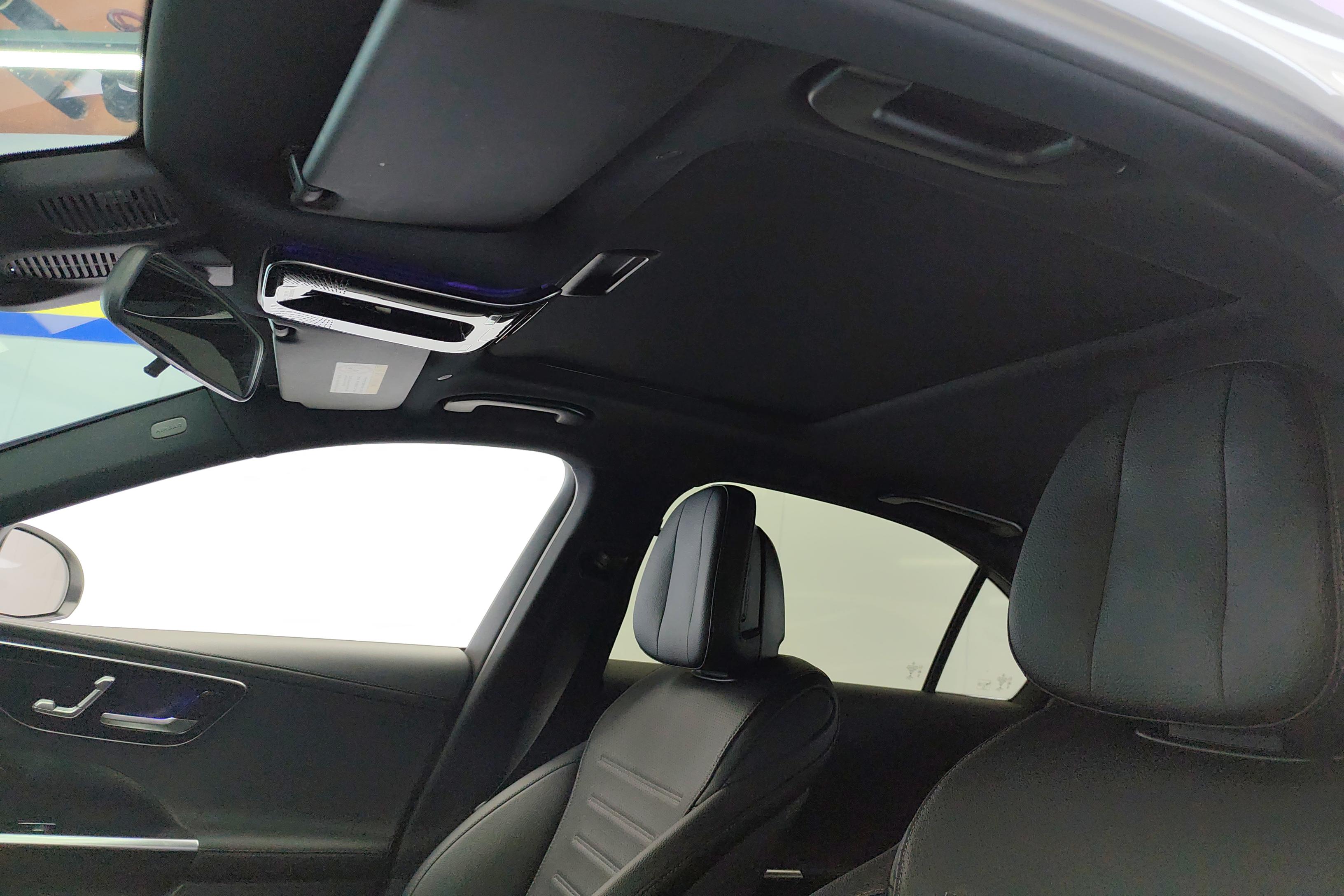 奔驰C级 C200L 2022款 1.5T 自动 改款运动版 (国Ⅵ) 