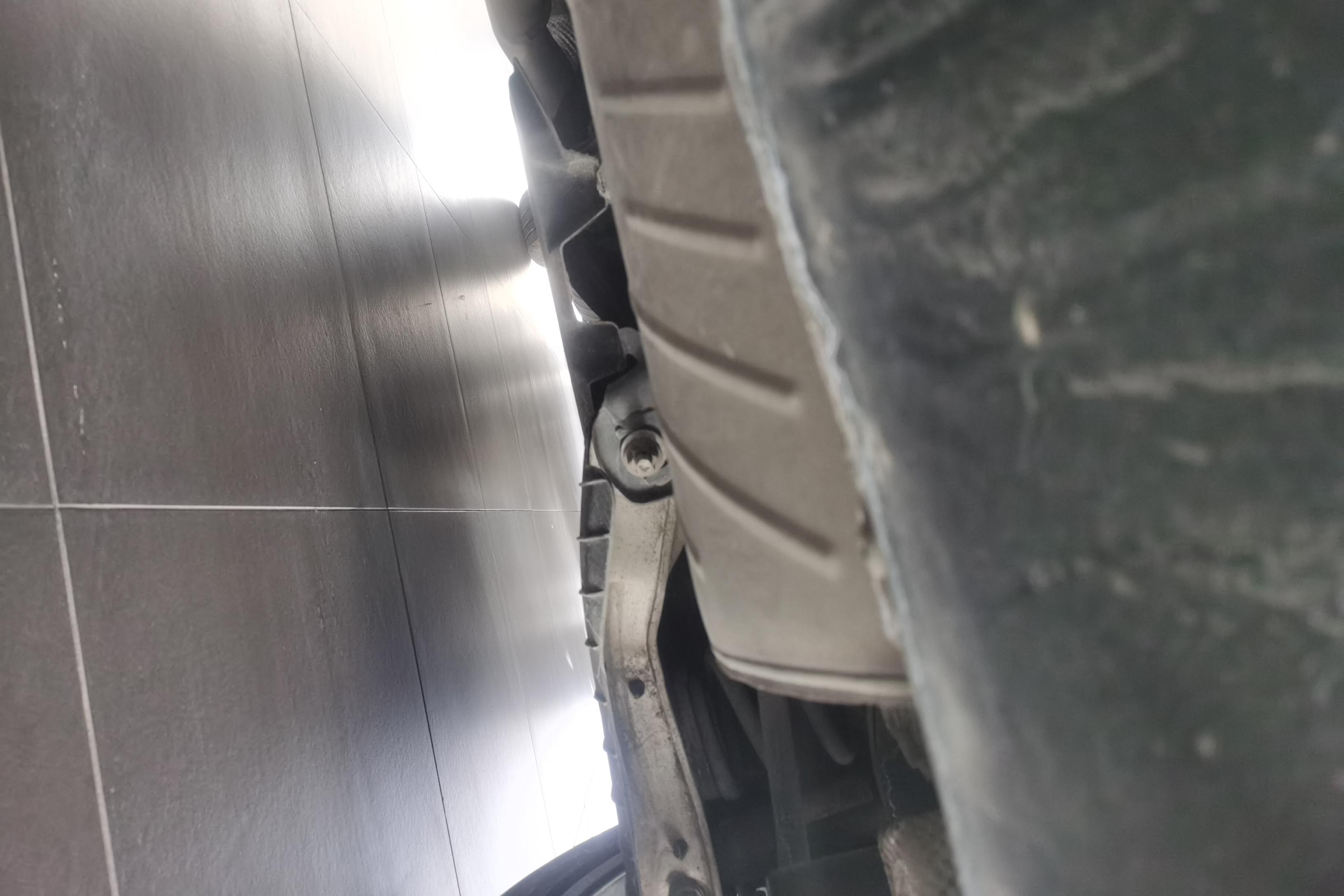 奥迪Q5L 40TFSI 2018款 2.0T 自动 荣享时尚型 (国Ⅴ) 
