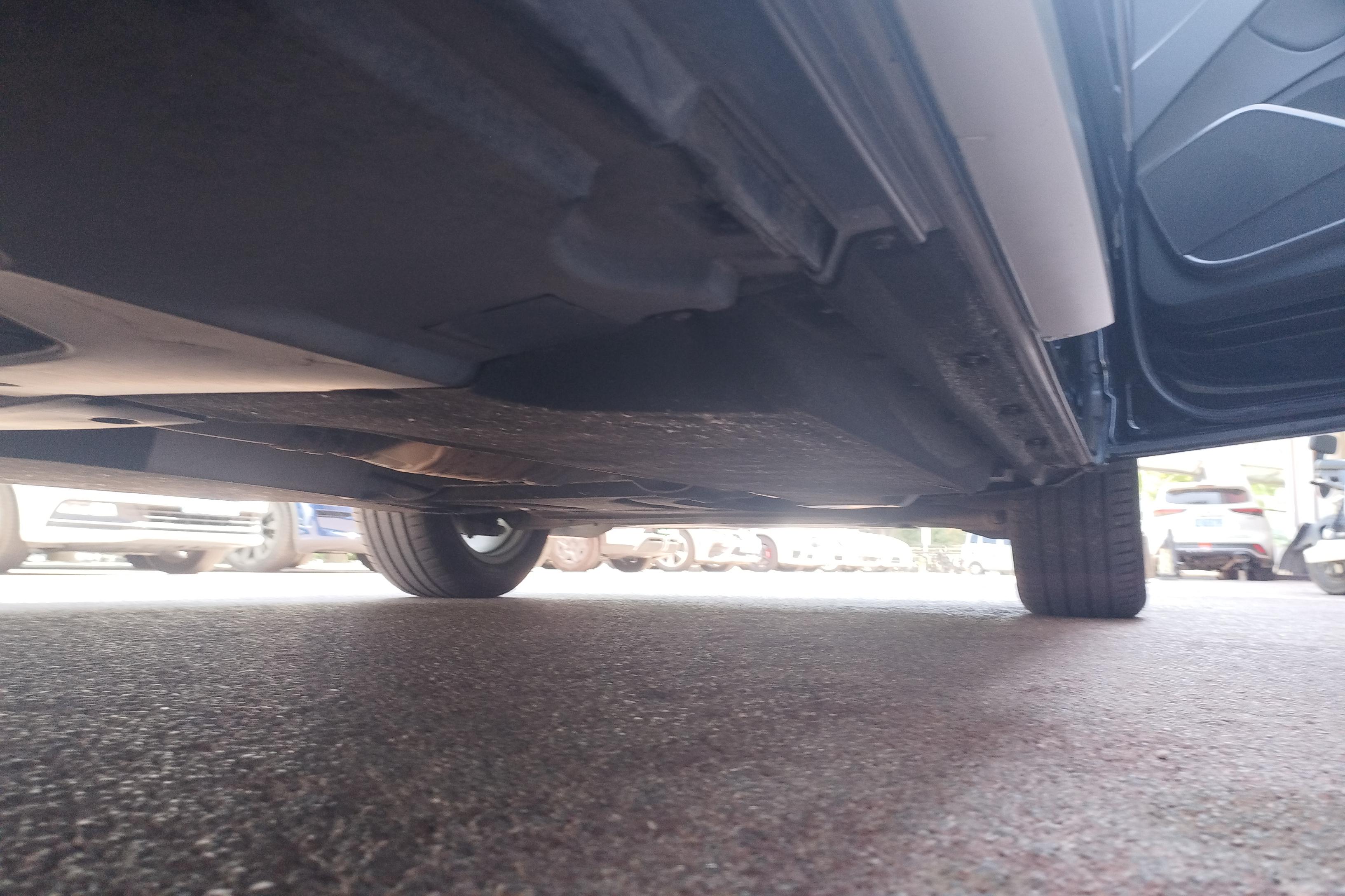 奥迪Q5L 40TFSI 2020款 2.0T 自动 荣享进取型 (国Ⅵ) 