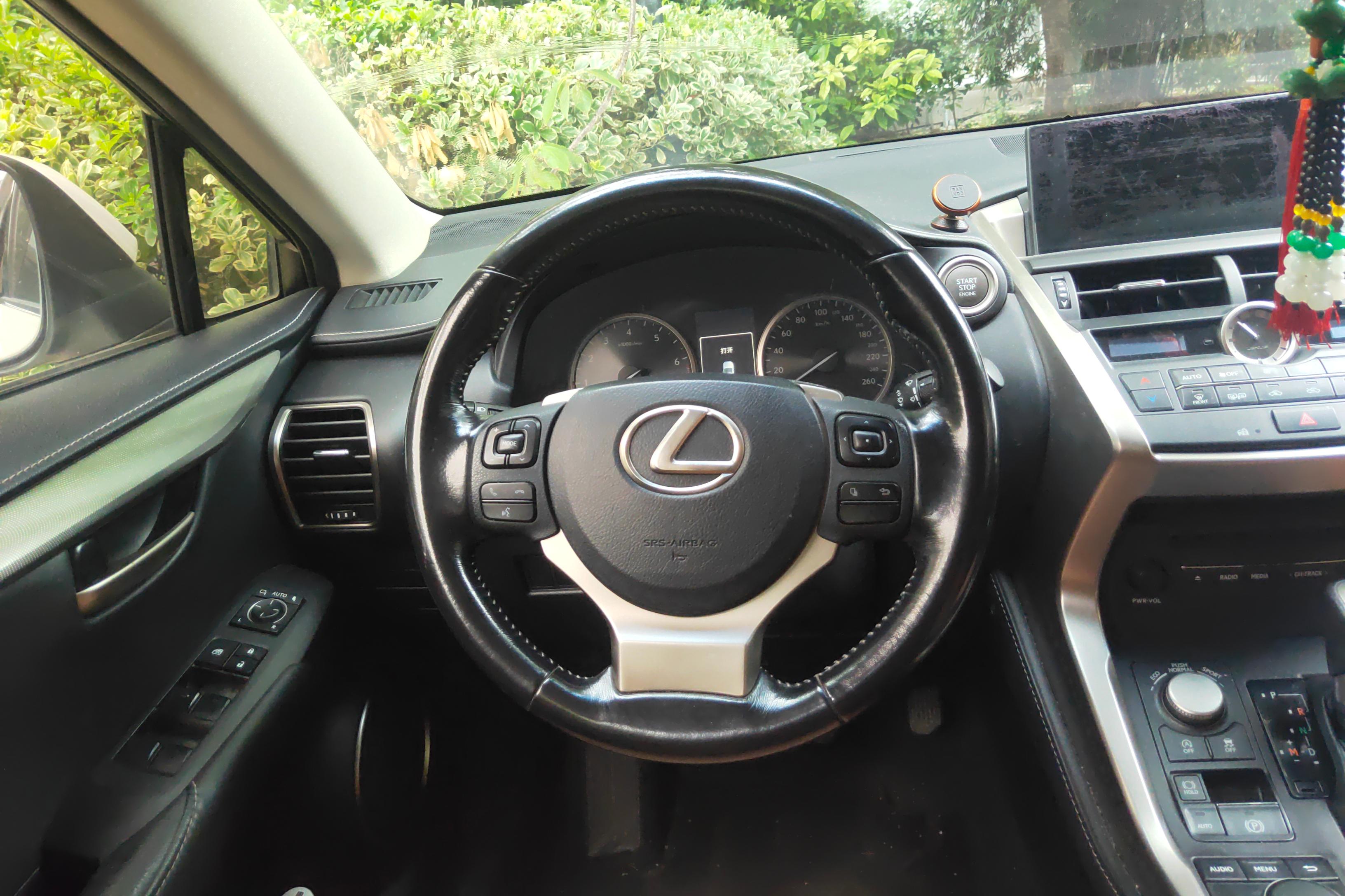 雷克萨斯NX 200 [进口] 2015款 2.0L 自动 锋行版 