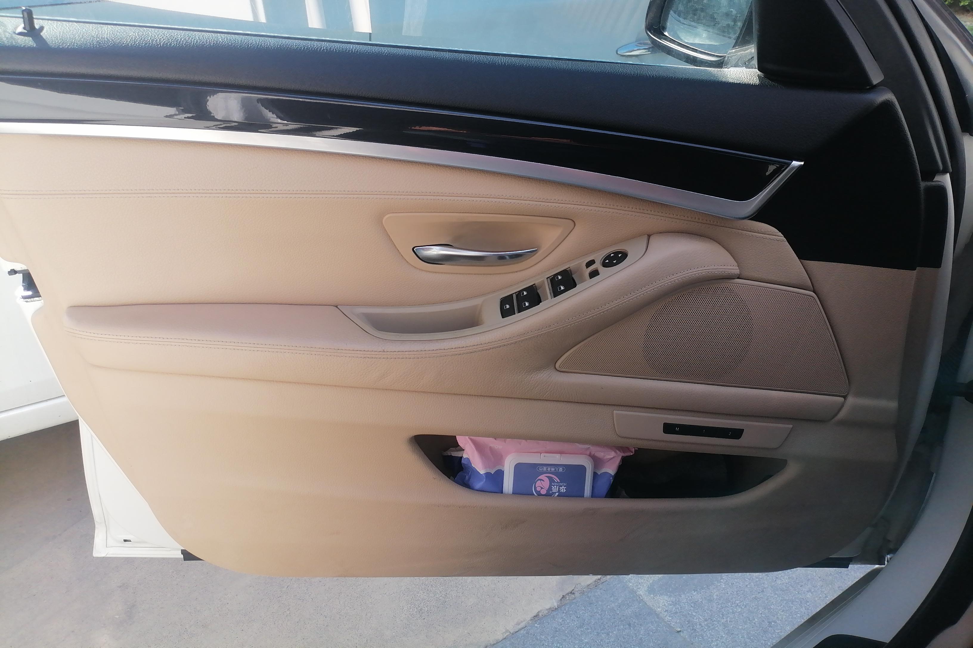 宝马5系 520Li 2012款 2.5L 自动 汽油 典雅型 (国Ⅳ) 
