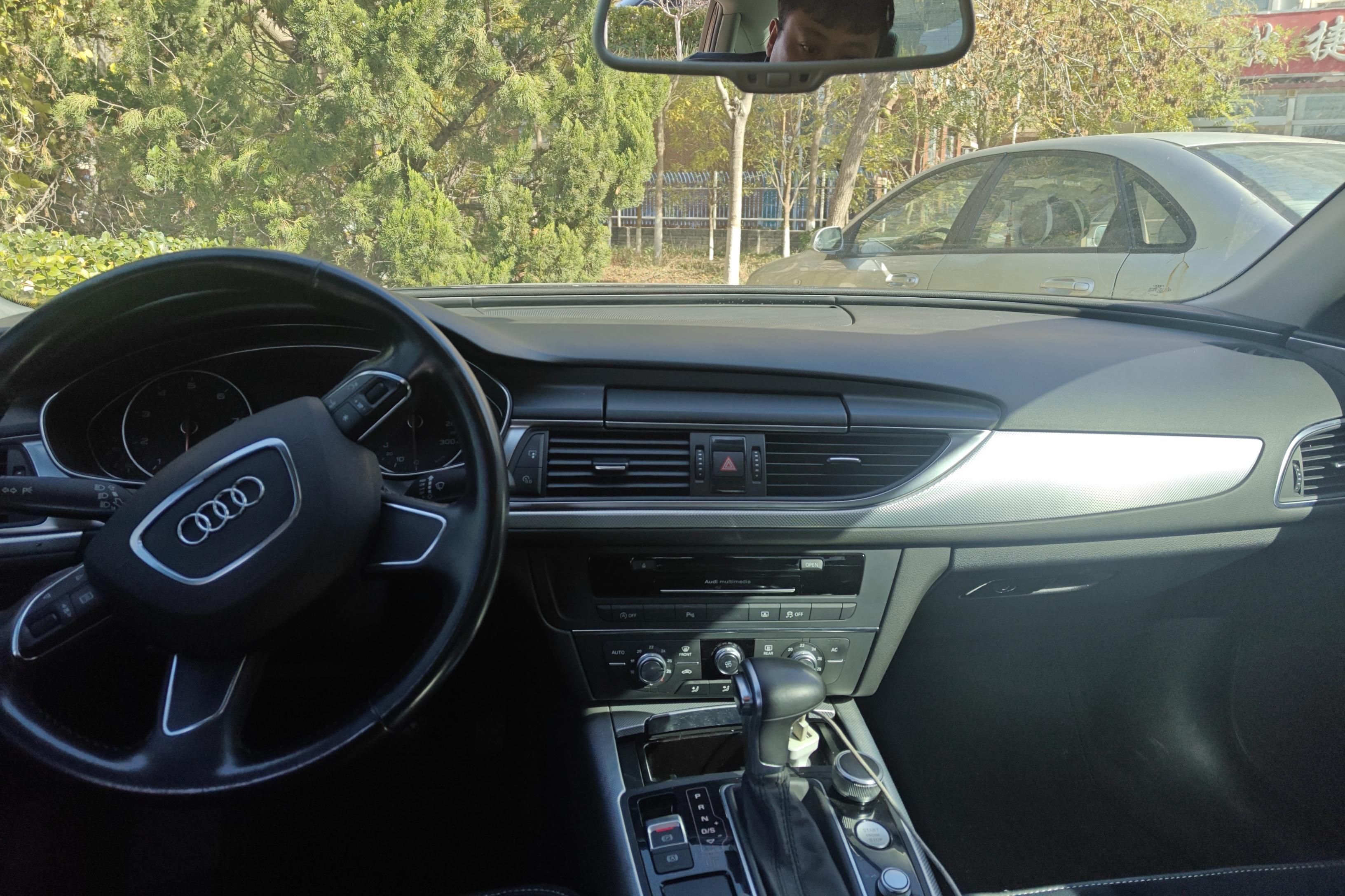 奥迪A6L TFSI 2012款 2.0T 自动 标准型 (国Ⅳ) 