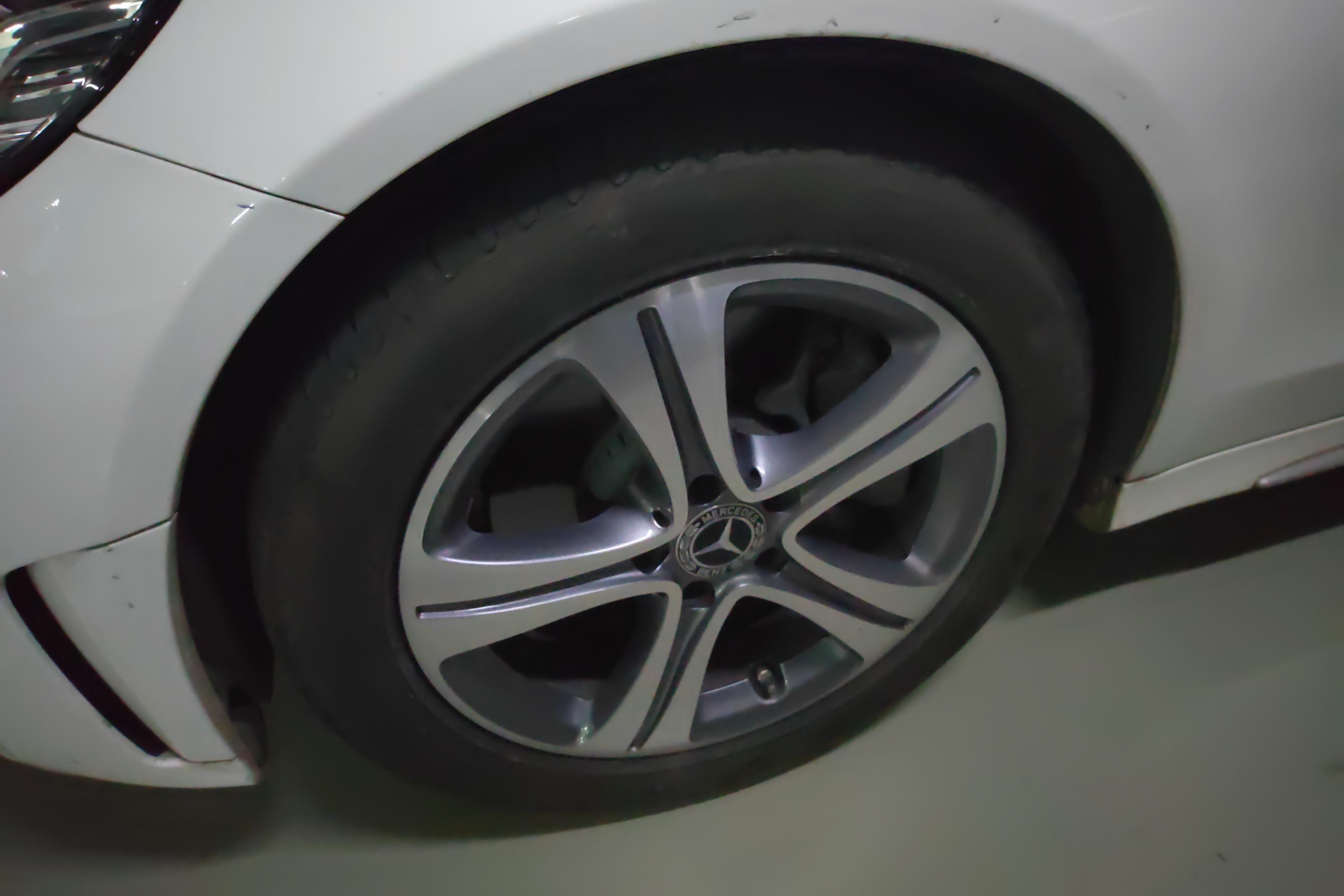 奔驰C级 C260L 2020款 1.5T 自动 运动版改款 (国Ⅵ) 