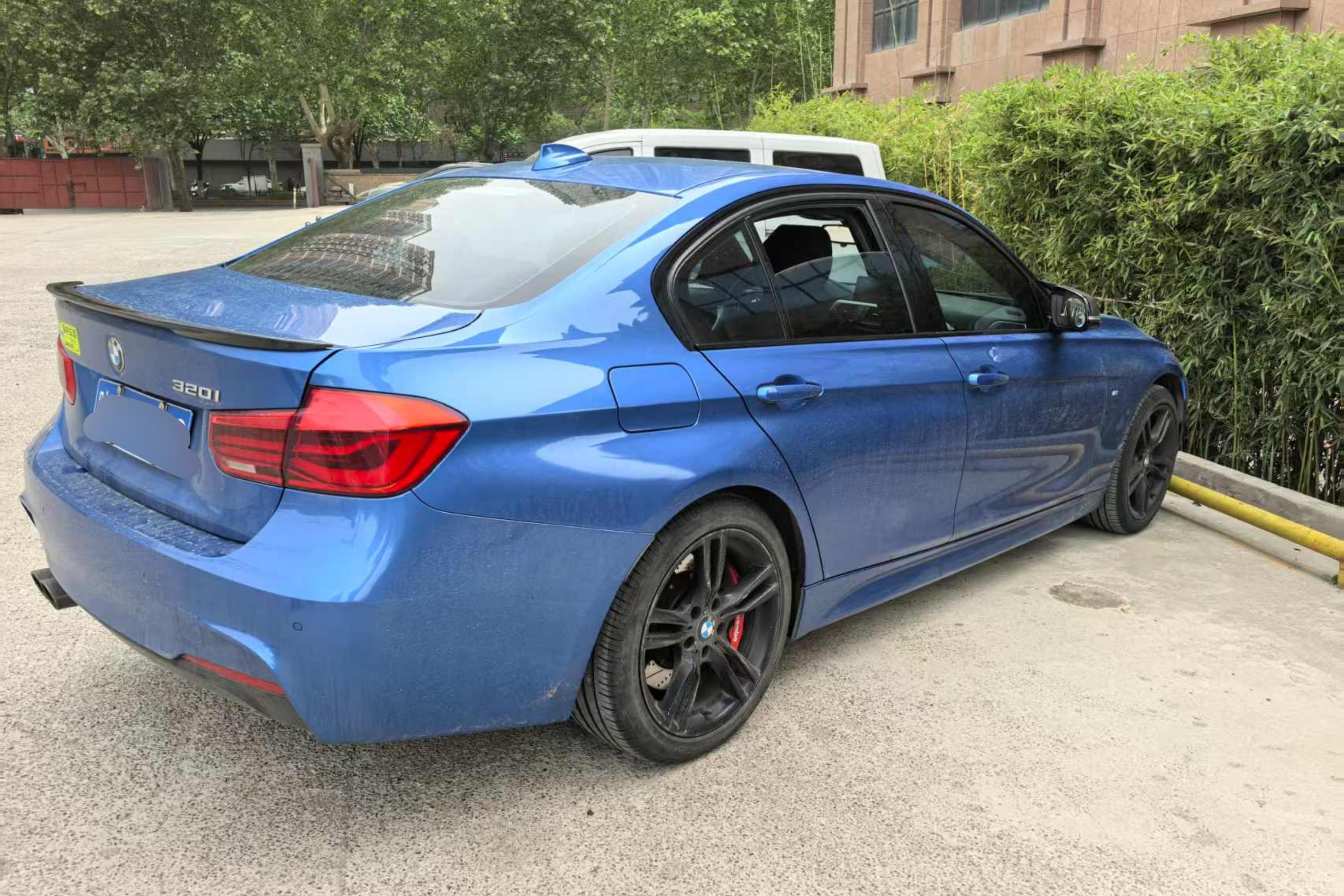宝马3系 320i 2017款 2.0T 自动 汽油 M运动型 (国Ⅴ) 