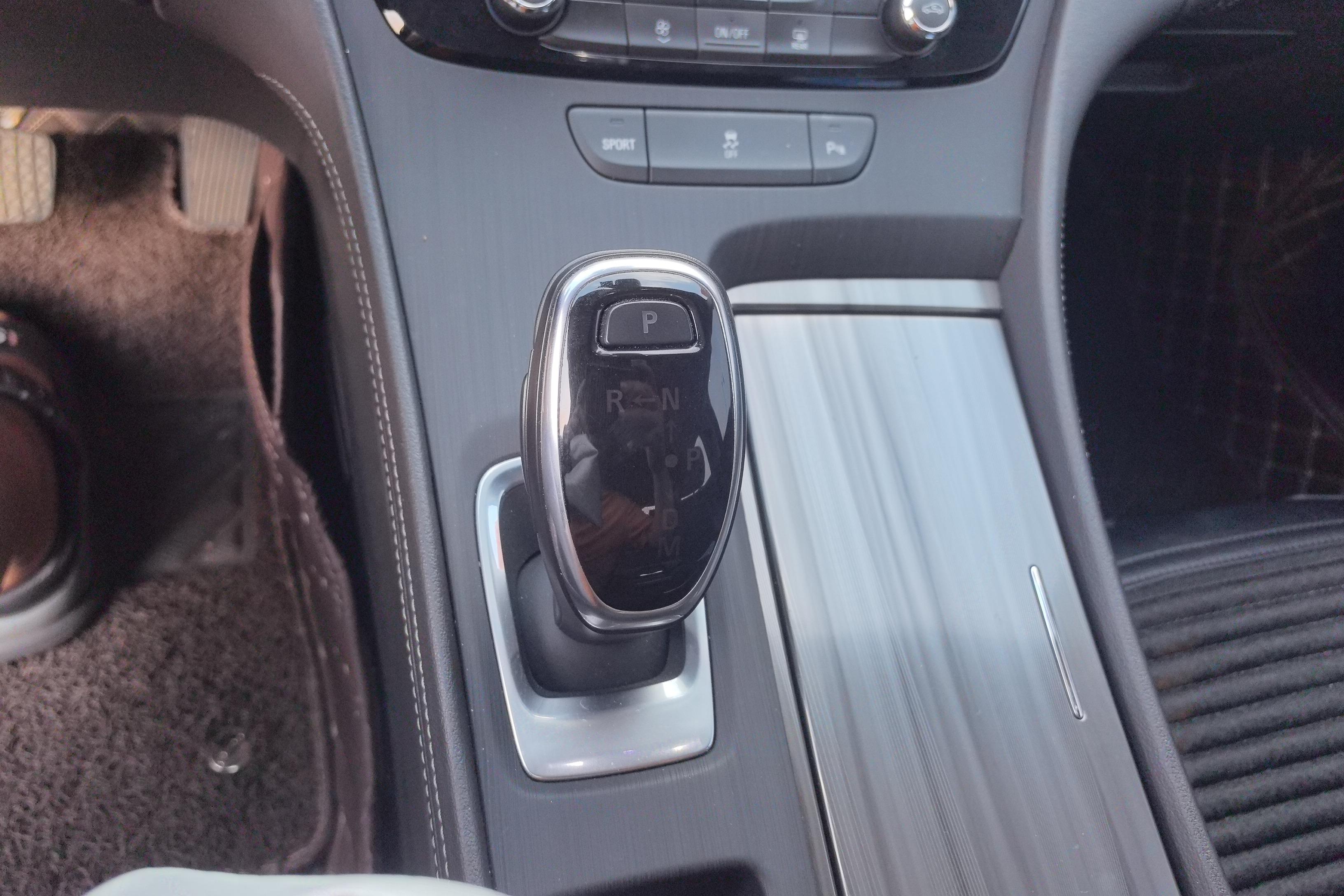 别克君越 2020款 2.0T 自动 652T豪华型 (国Ⅵ) 