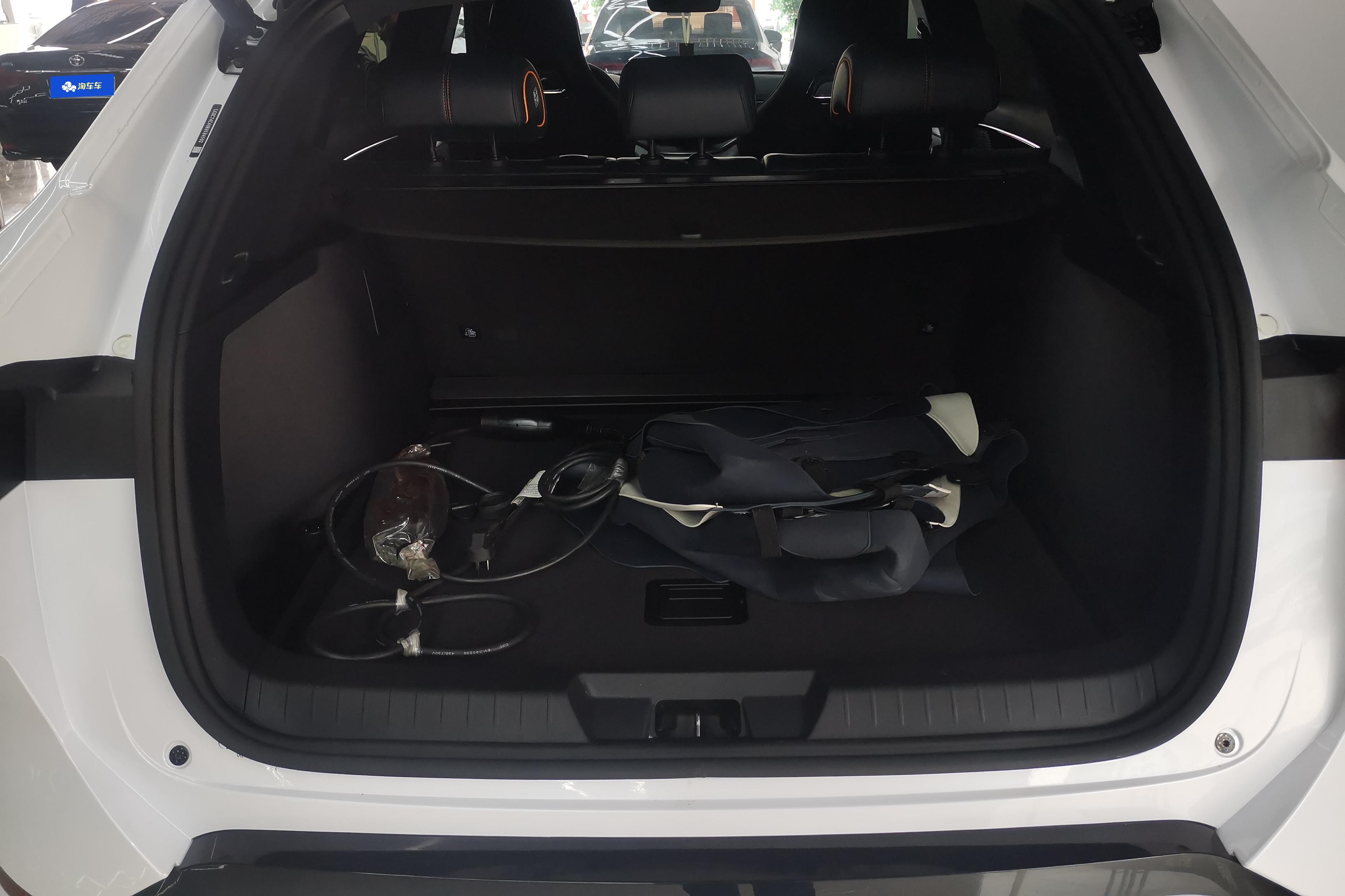 比亚迪宋PLUS PHEV 荣耀版 2024款 1.5L 自动 旗舰PLUS (国Ⅵ) 