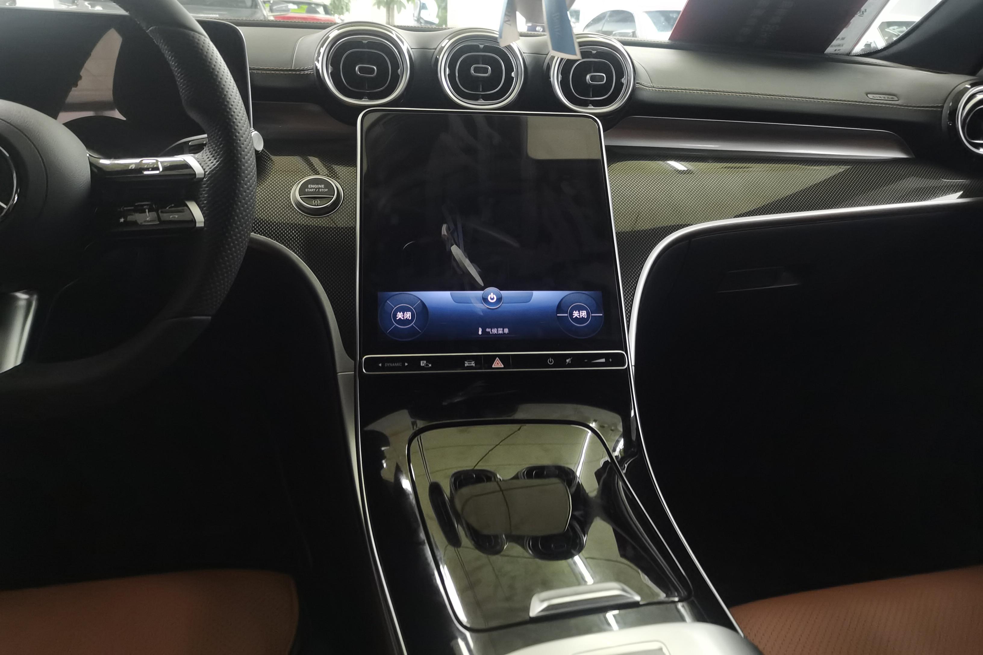 奔驰C级 C260L 2022款 1.5T 自动 改款运动版 (国Ⅵ) 