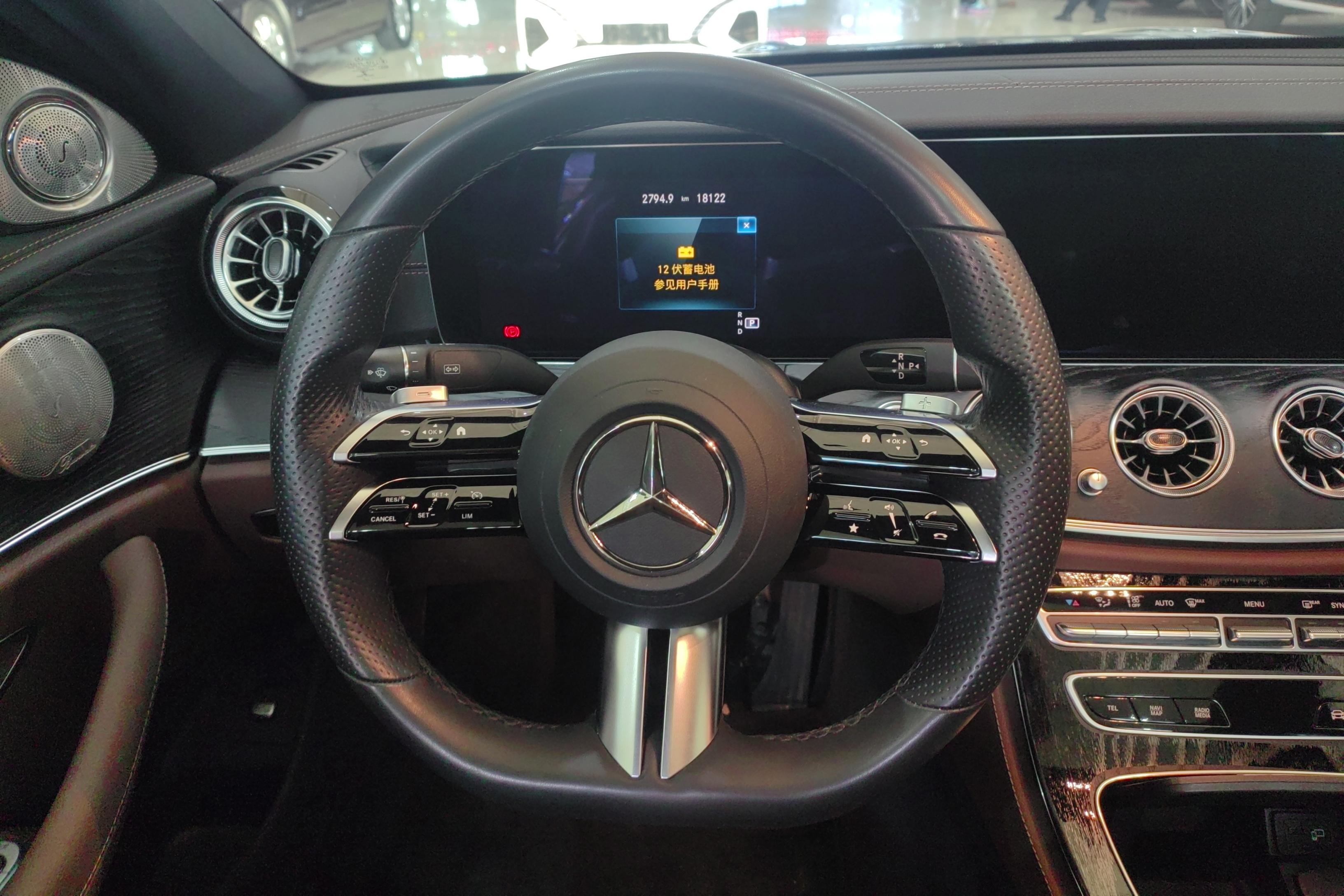 奔驰E级 E260 [进口] 2021款 2.0T 自动 汽油 改款时尚型运动版 