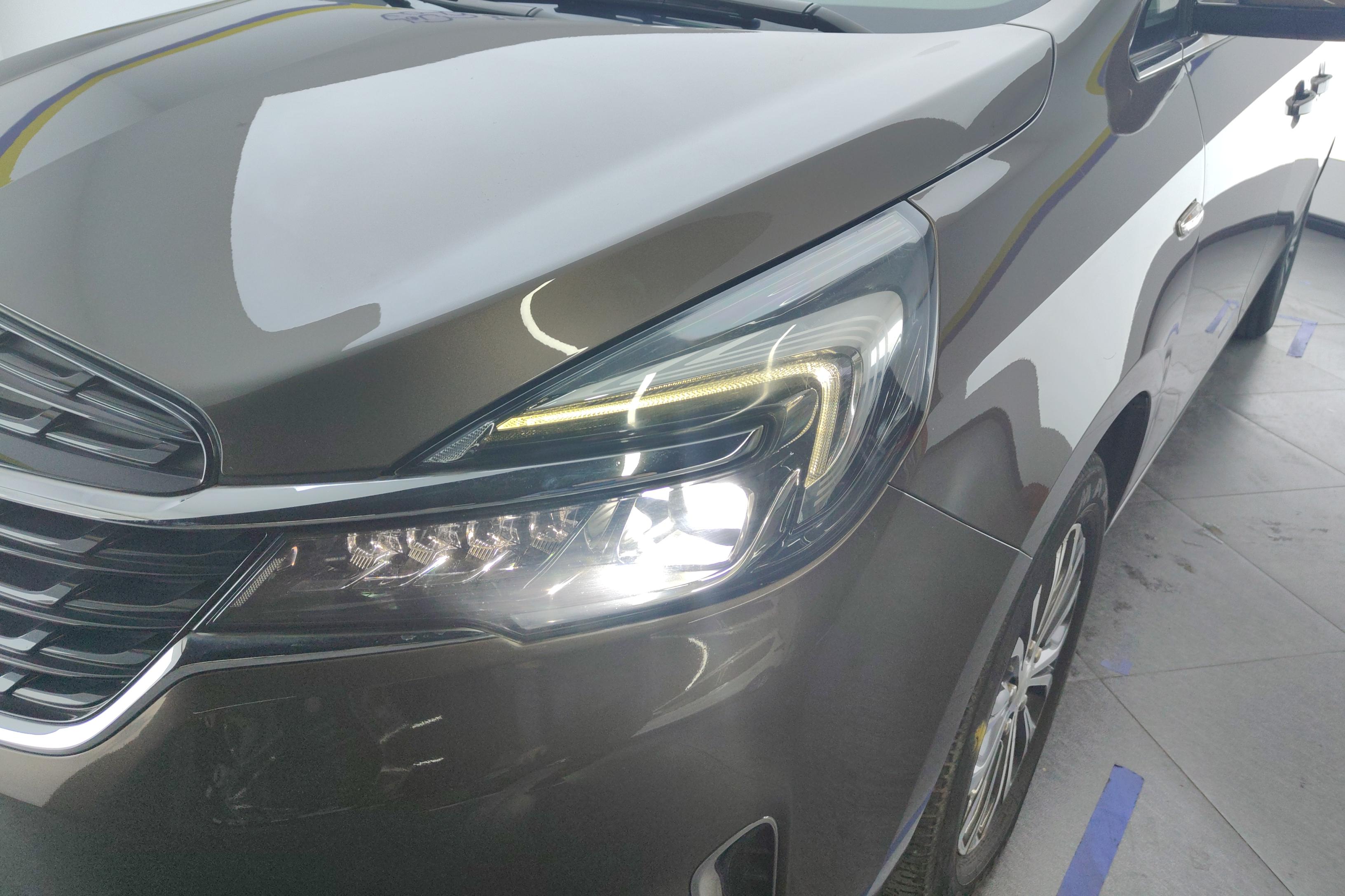 别克GL8 2020款 2.0T 自动 7座 652T舒适型 (国Ⅵ) 