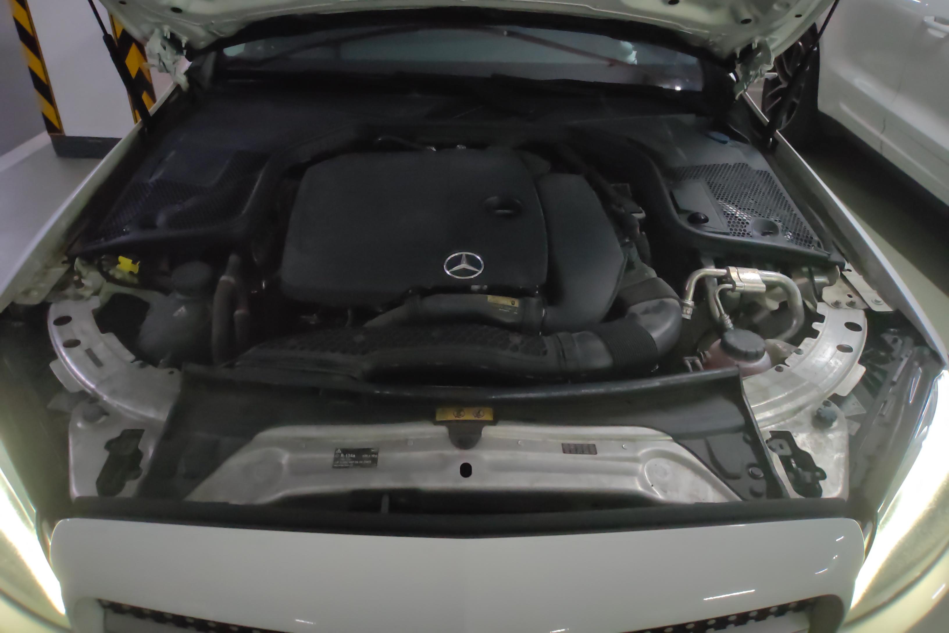 奔驰C级 C260L 2020款 1.5T 自动 运动版改款 (国Ⅵ) 