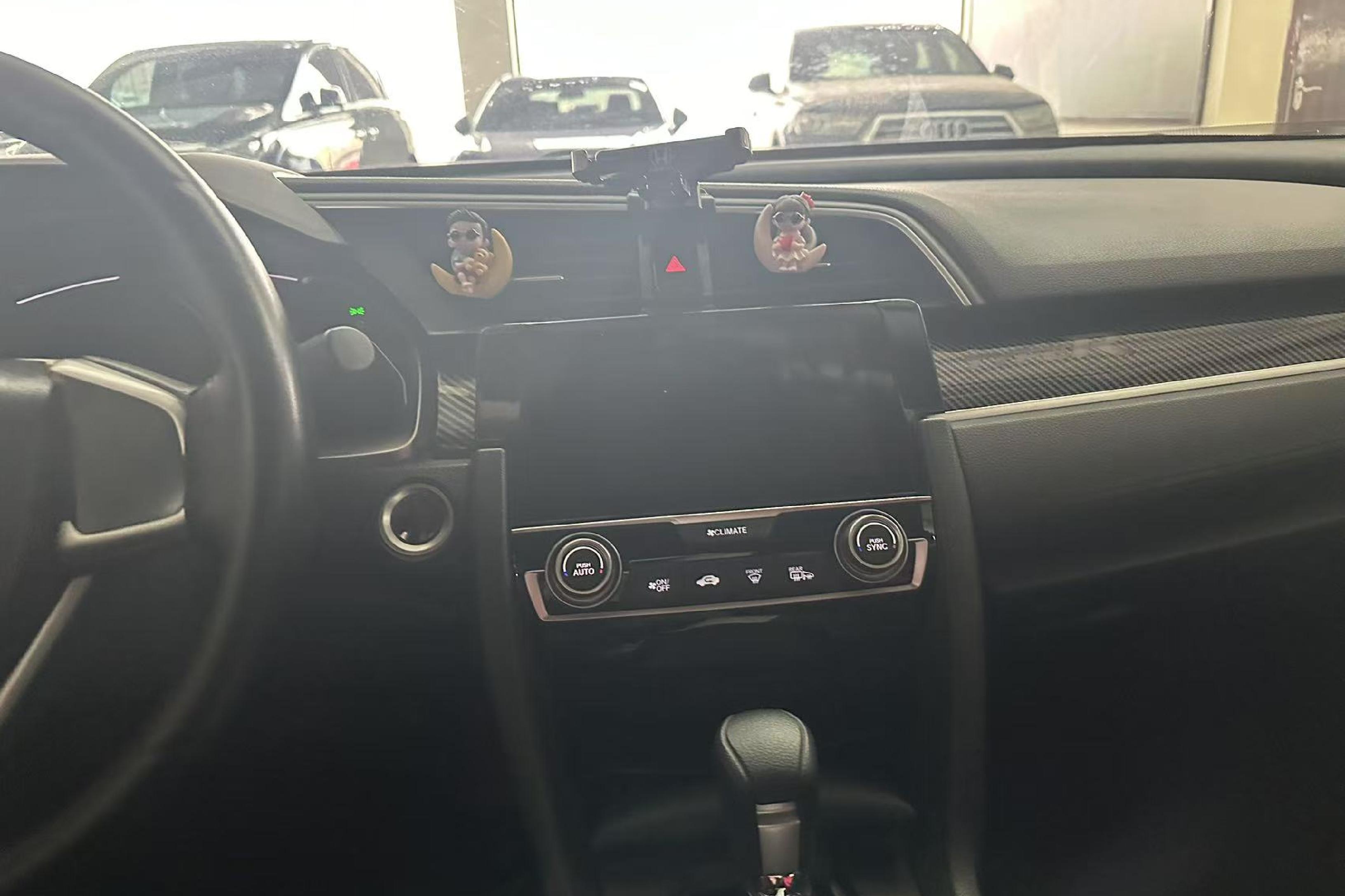 本田思域 2019款 1.5T 自动 劲动版220TURBO (国Ⅵ) 