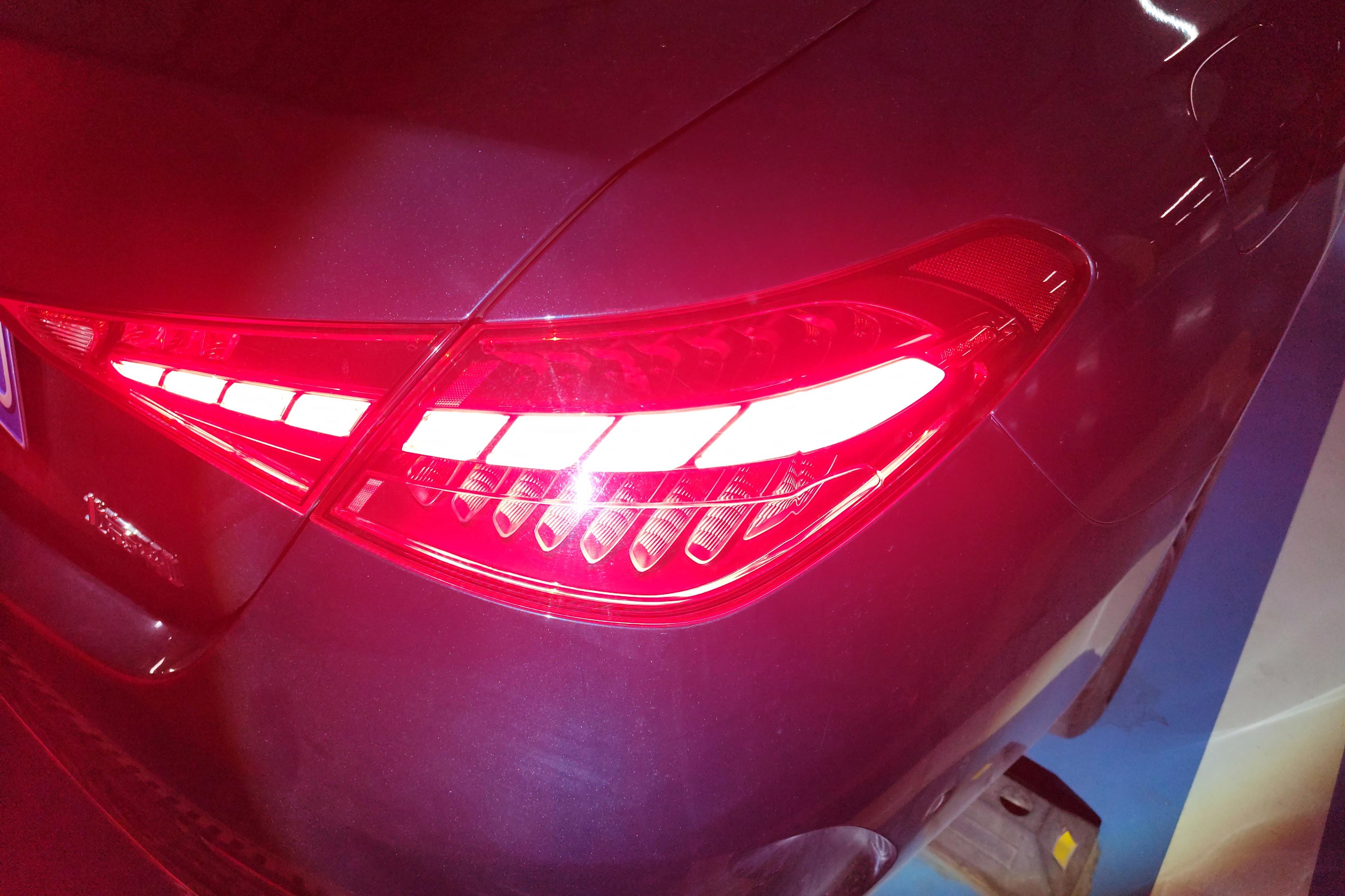 奔驰C级 C260L 2022款 1.5T 自动 改款运动版 (国Ⅵ) 