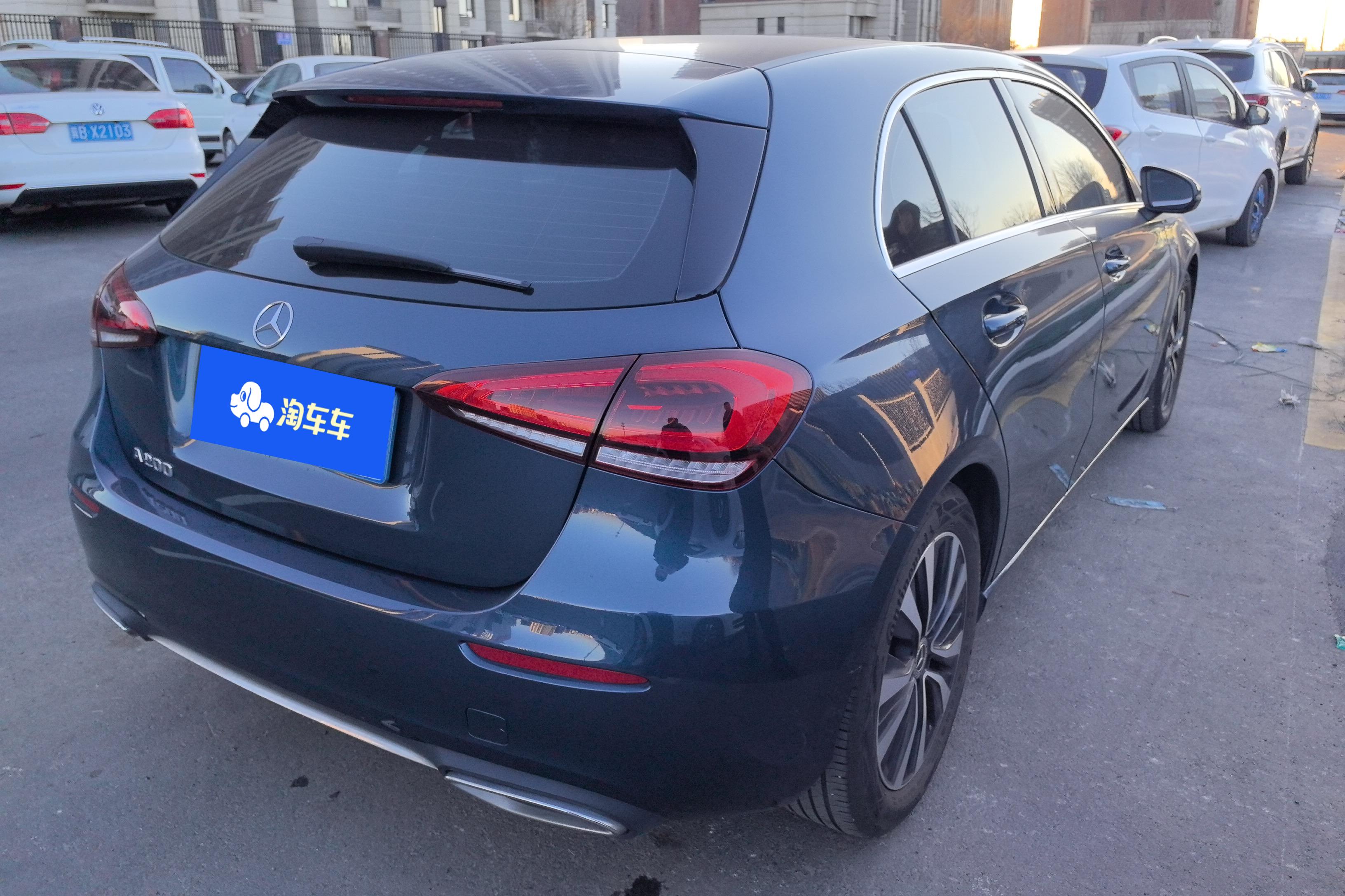 奔驰A级 A200 [进口] 2021款 1.3T 自动 汽油 动感型 (国Ⅵ) 