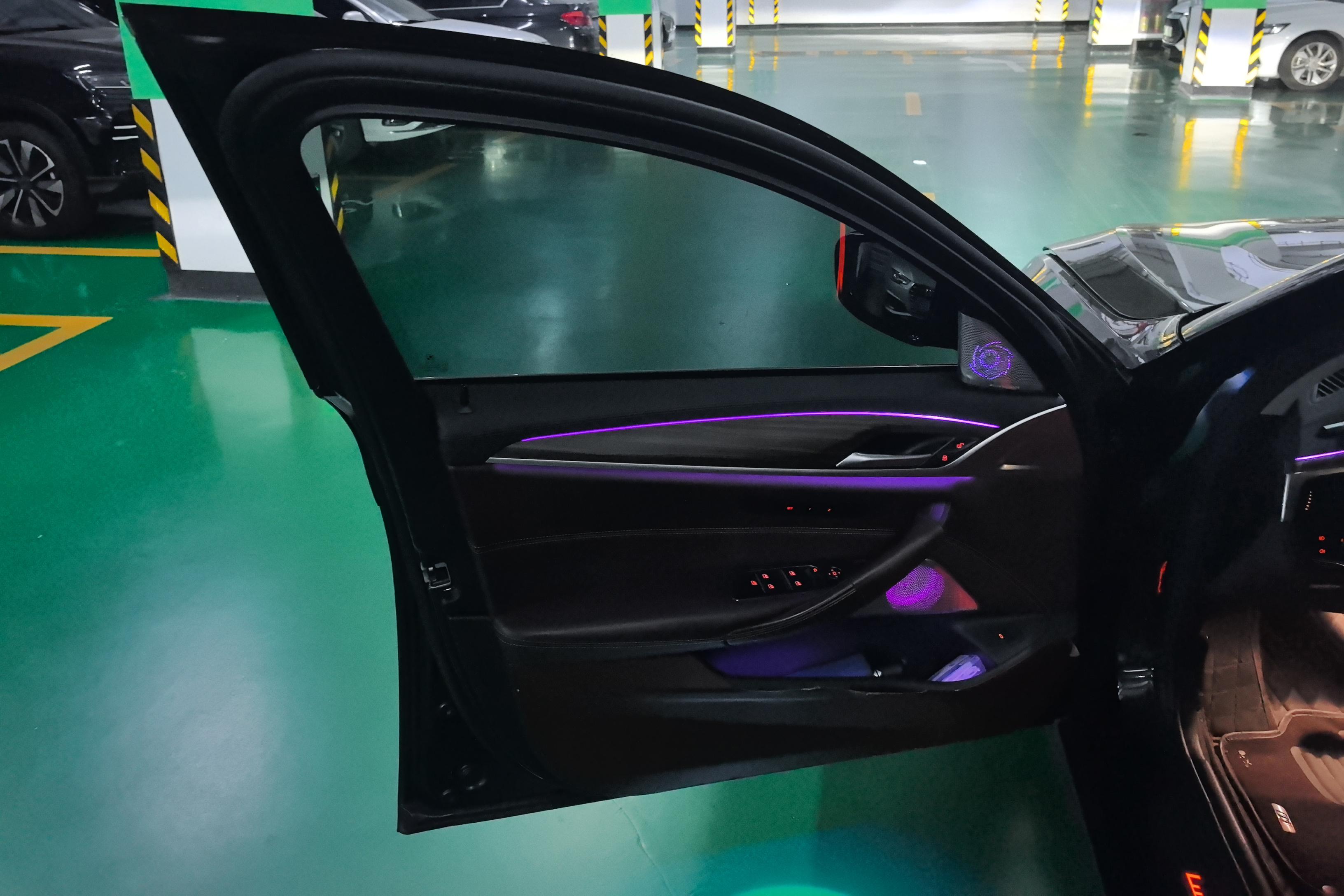 宝马5系 530Li 2018款 2.0T 自动 汽油 尊享型豪华套装 (国Ⅴ) 