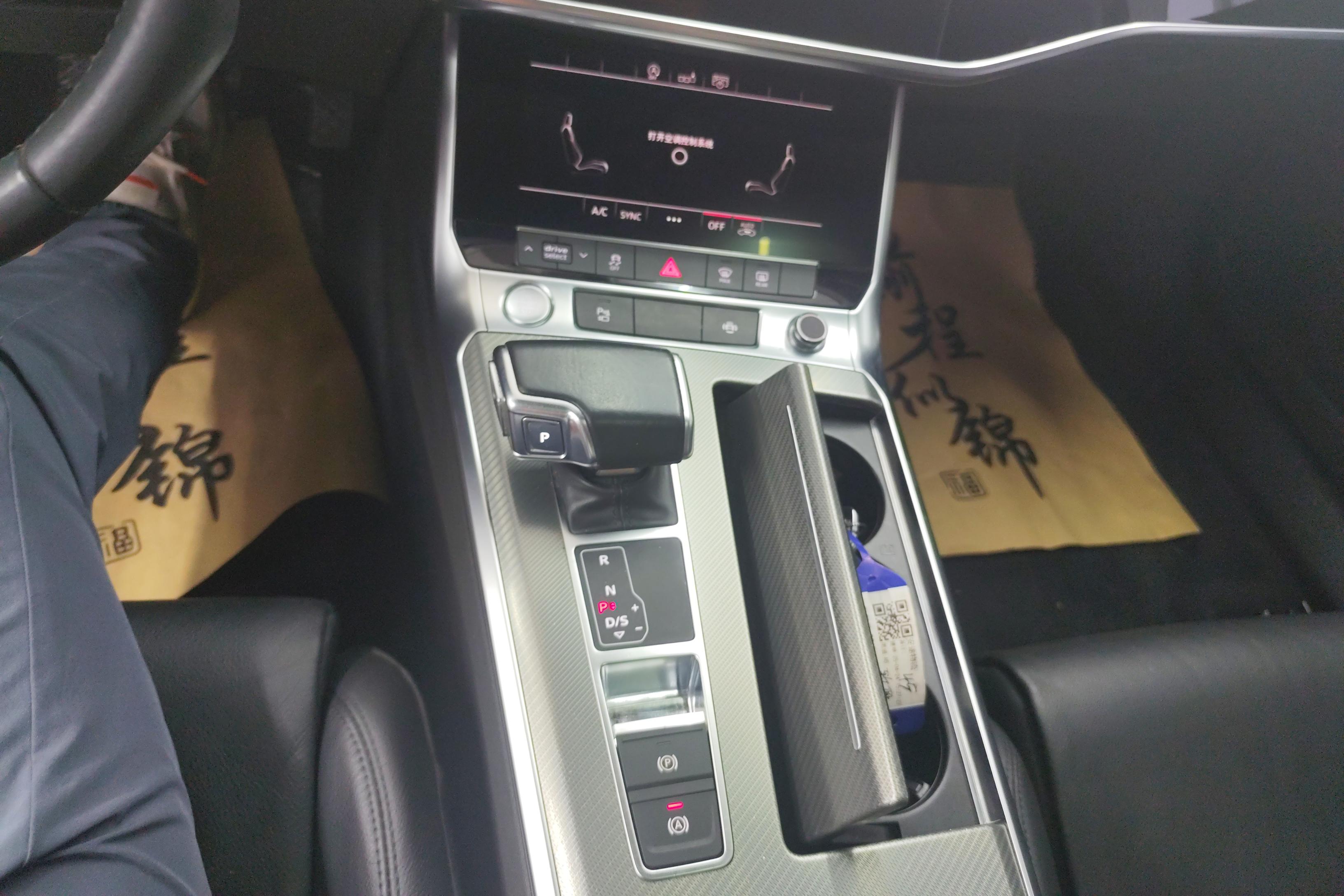 奥迪A6L 40TFSI 2019款 2.0T 自动 豪华致雅型 (国Ⅵ) 