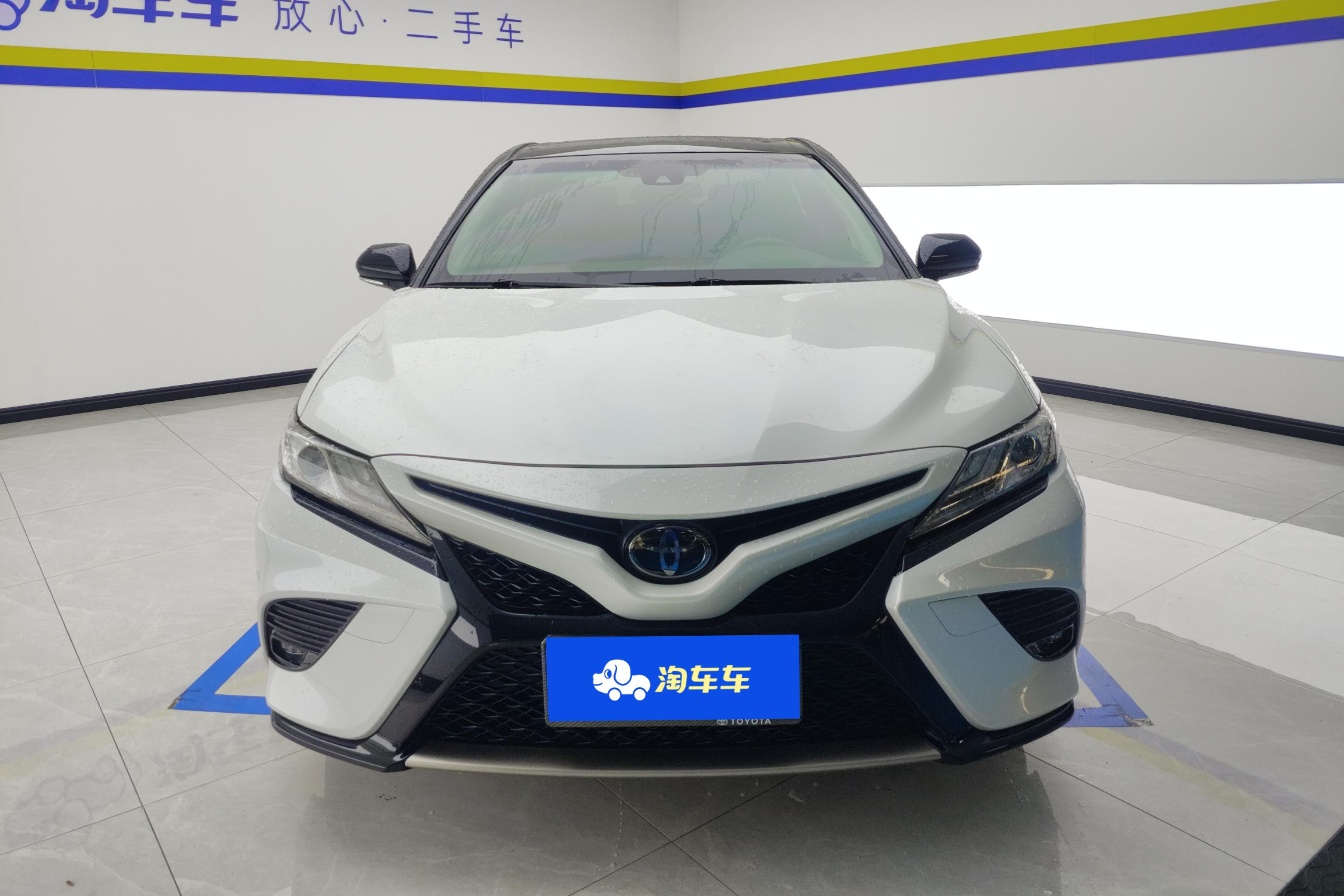 丰田凯美瑞 2019款 2.5L 自动 锋尚版 (国Ⅵ) 
