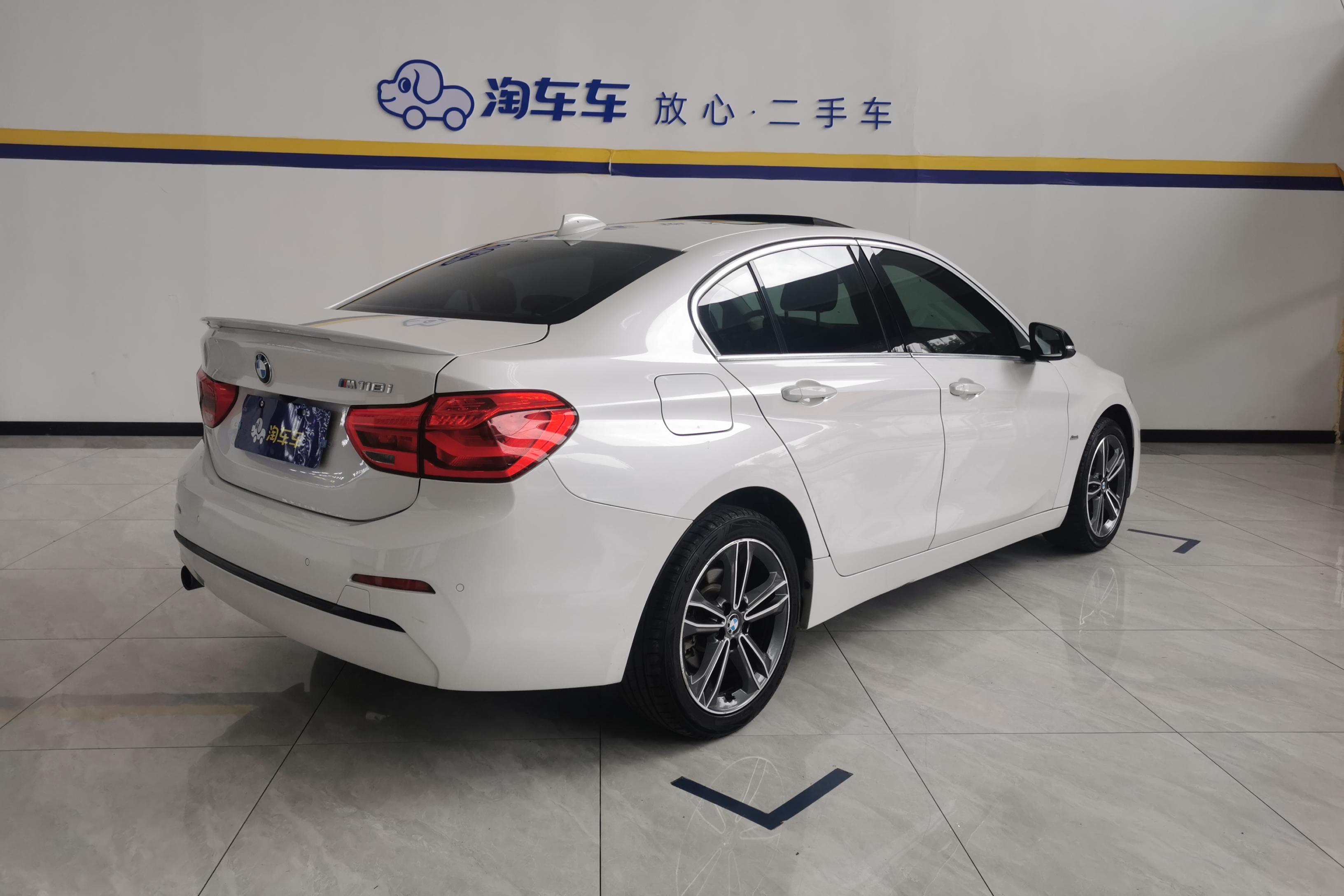 宝马1系 118i 2018款 1.5T 自动 运动型 (国Ⅴ) 