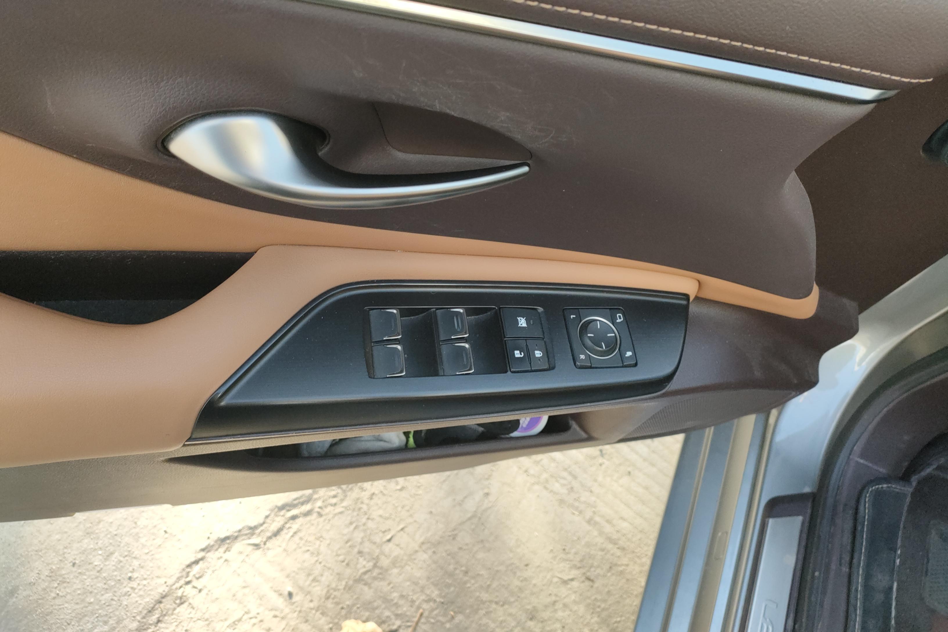 雷克萨斯ES 200 [进口] 2020款 2.0L 自动 卓越版 