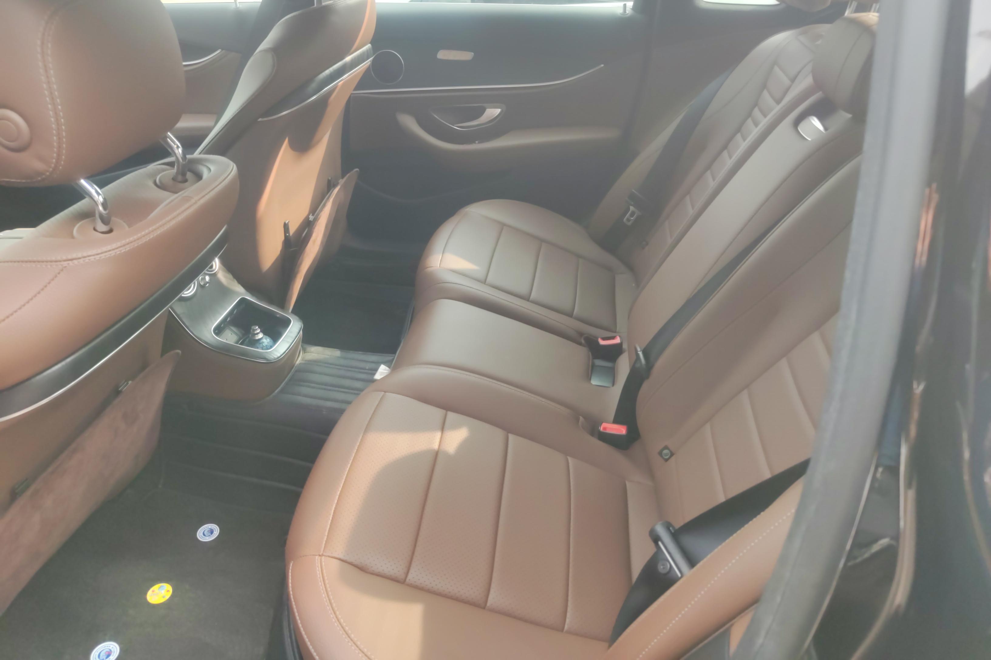 奔驰E级 E300L 2021款 2.0T 自动 汽油 时尚型 (国Ⅵ) 