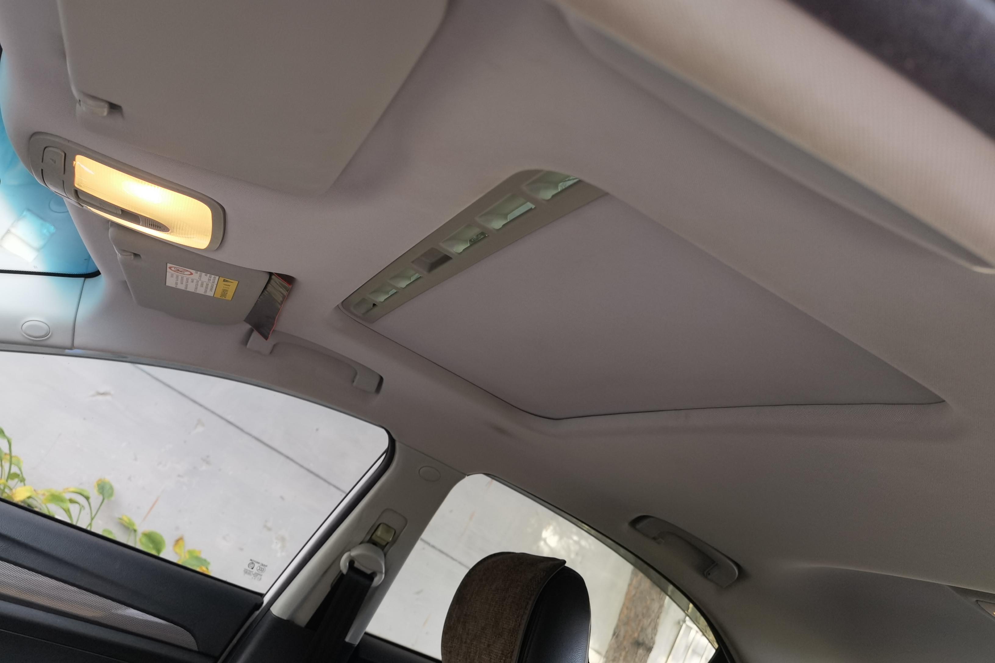 荣威360 2015款 1.4T 自动 尊享版 (国Ⅴ) 