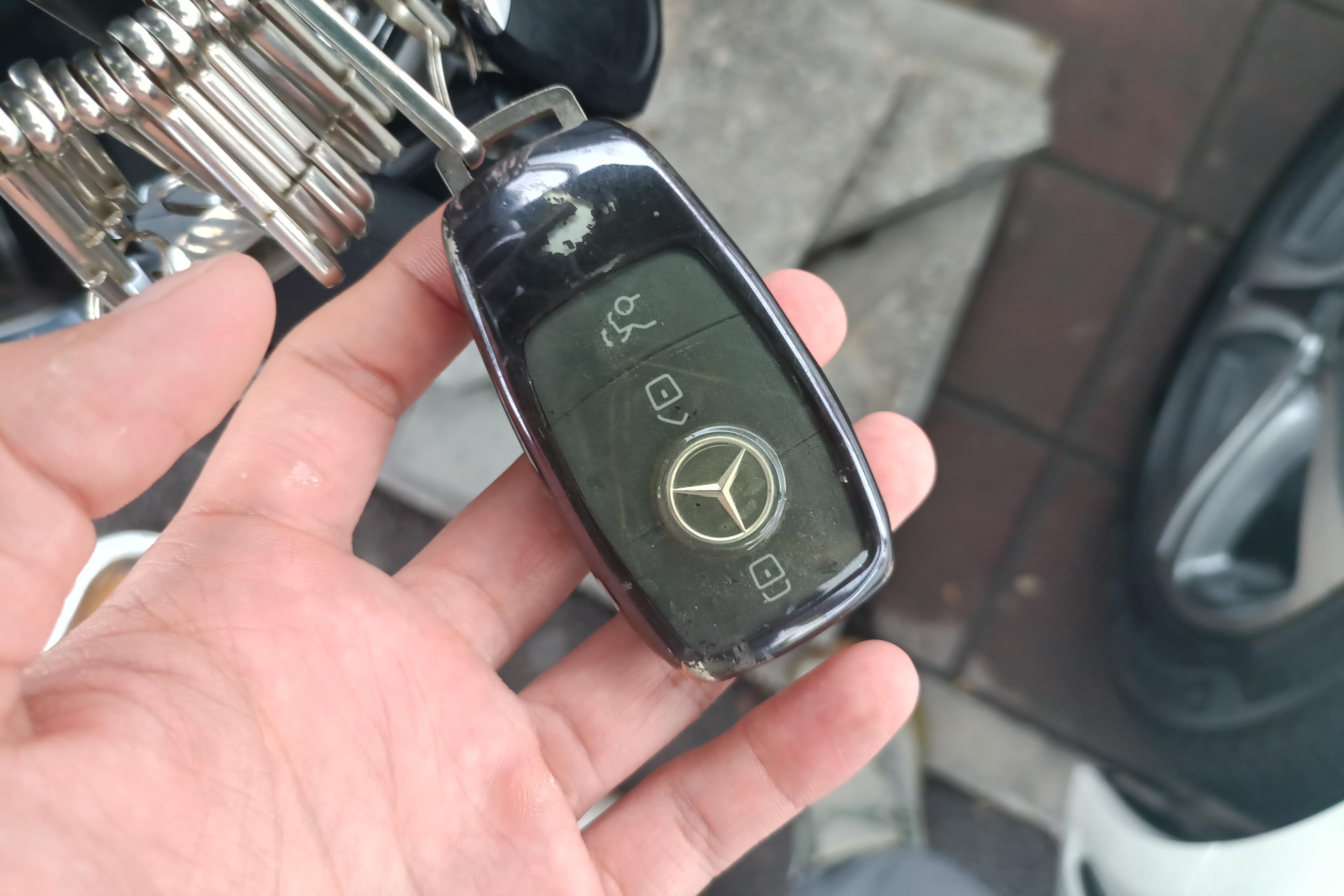 奔驰C级 C260L 2019款 1.5T 自动 运动版改款 (国Ⅵ) 