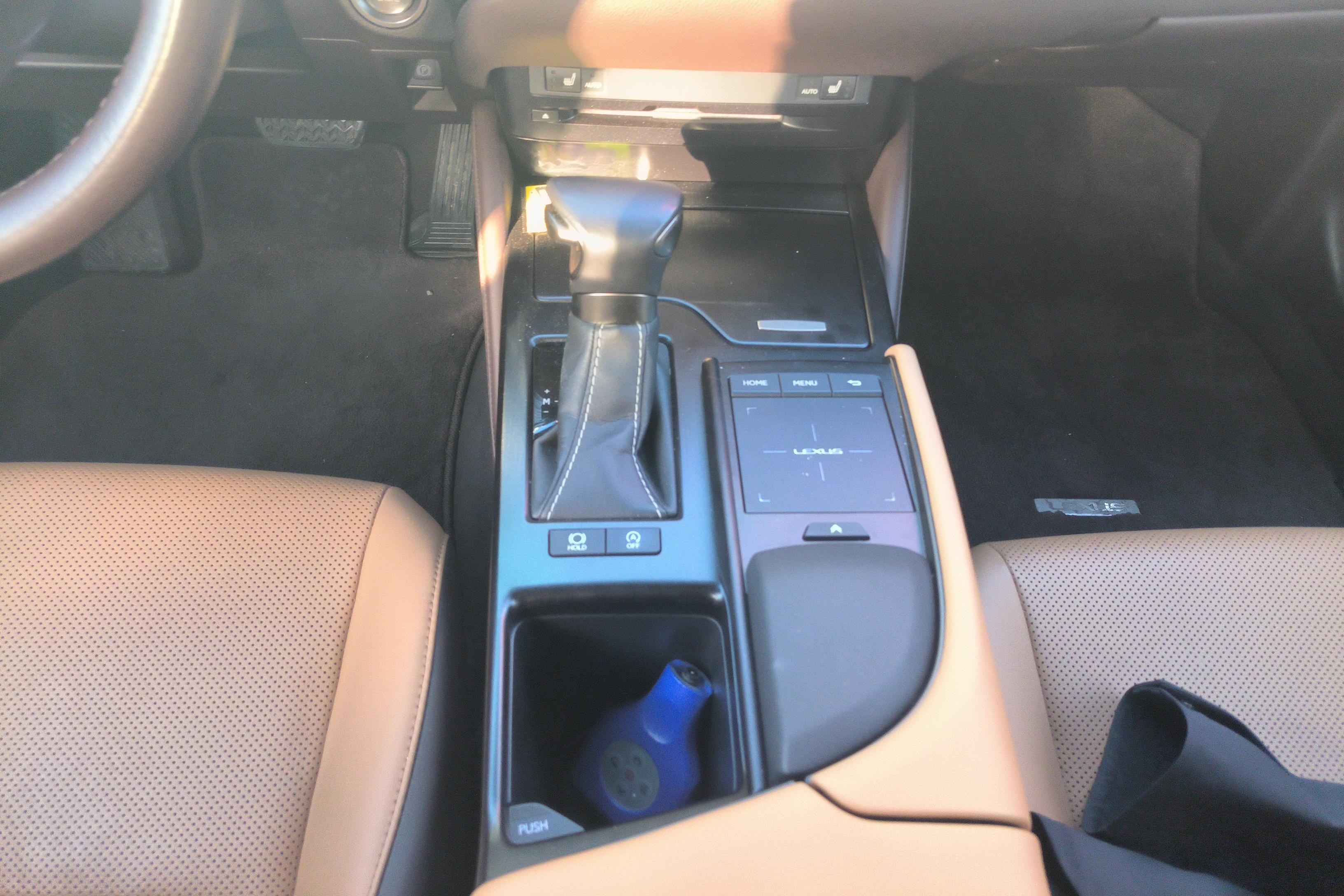 雷克萨斯ES 200 [进口] 2020款 2.0L 自动 卓越版 