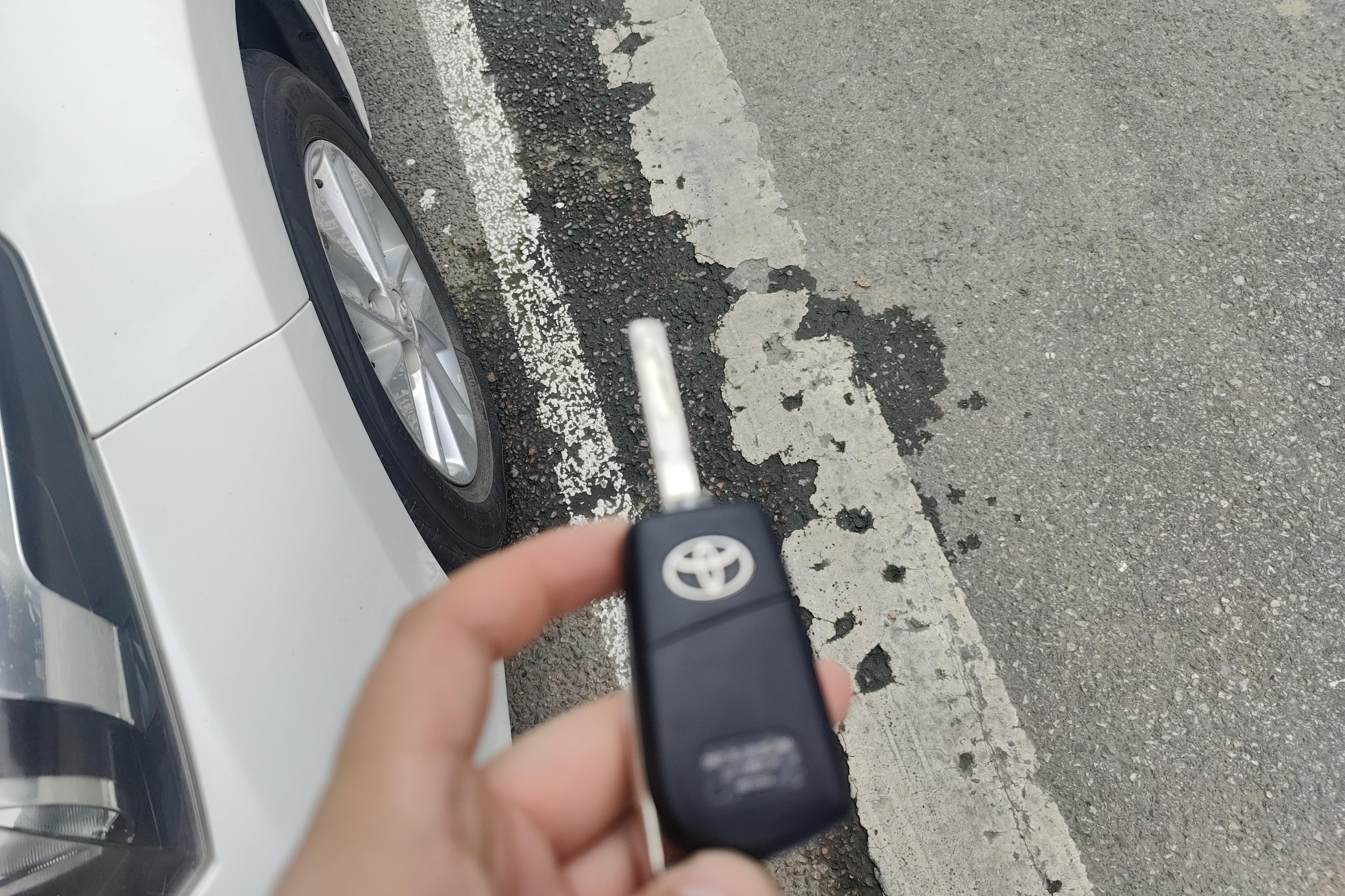 丰田卡罗拉 2017款 1.2T 自动 GL-i (国Ⅴ) 