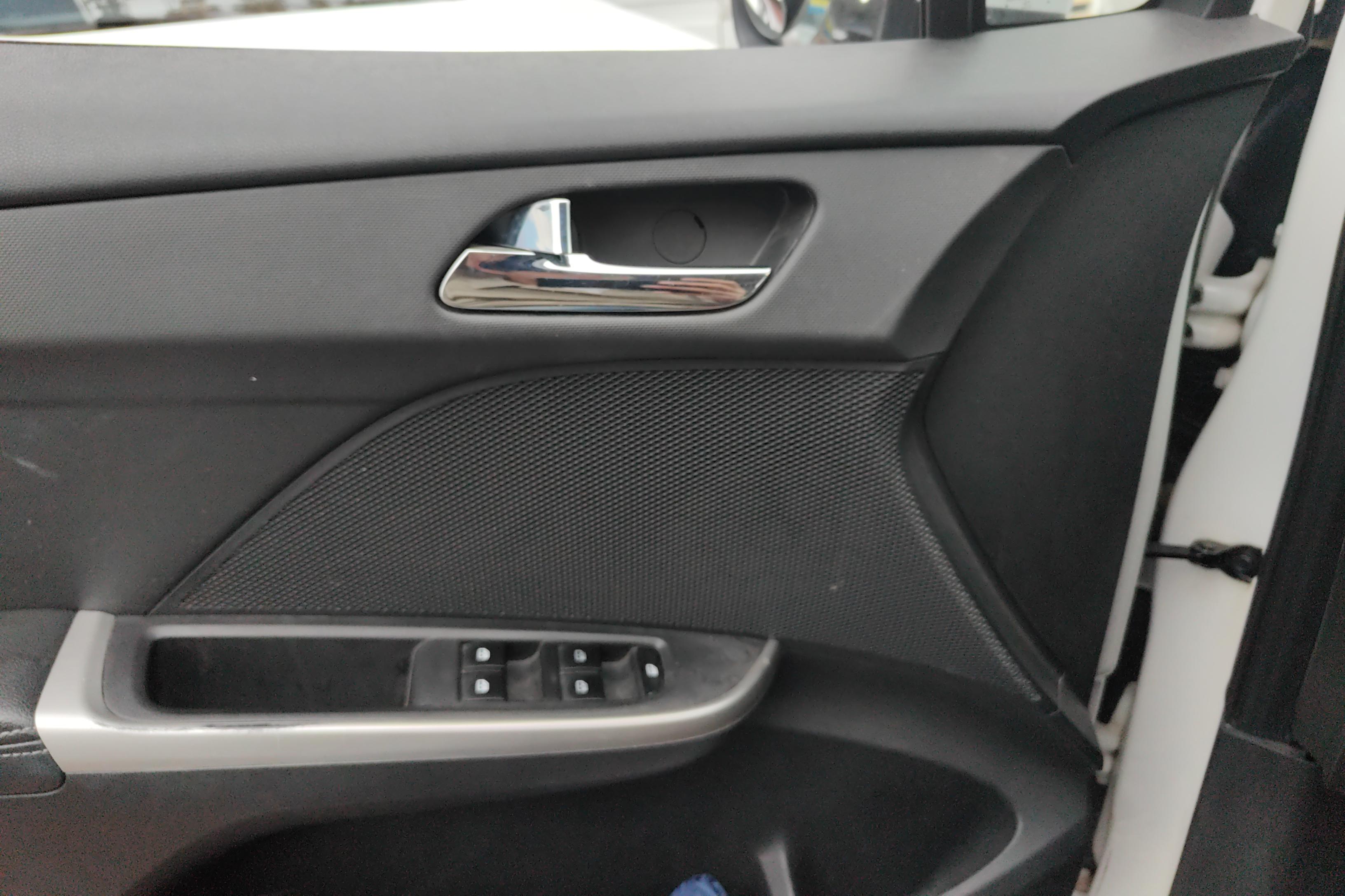 雪佛兰乐风RV 2016款 1.5L 自动 LTZ趣行版 (国Ⅴ) 