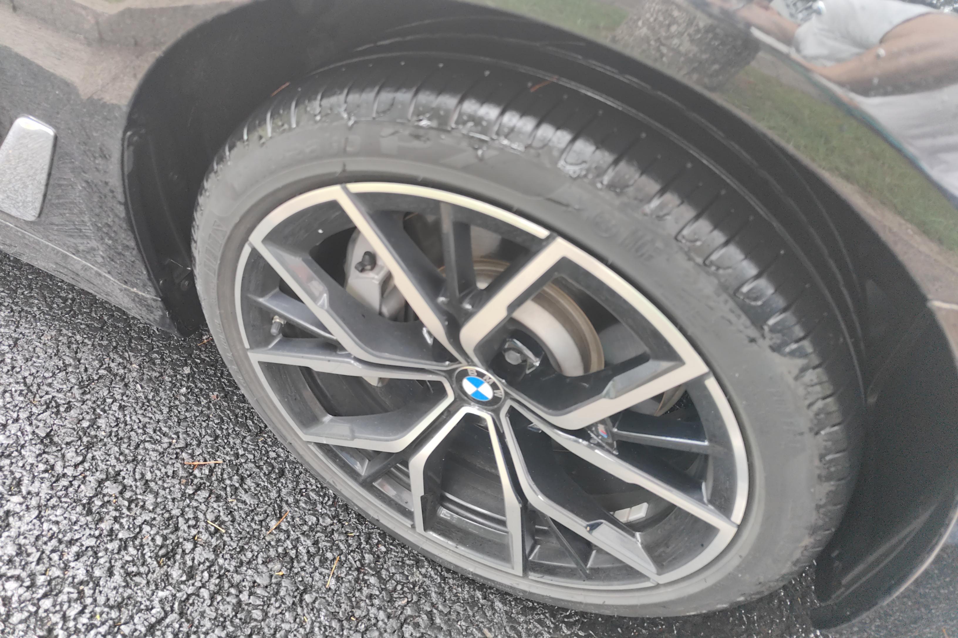 宝马5系 530Li 2023款 2.0T 自动 汽油 尊享型M运动套装 (国Ⅵ) 