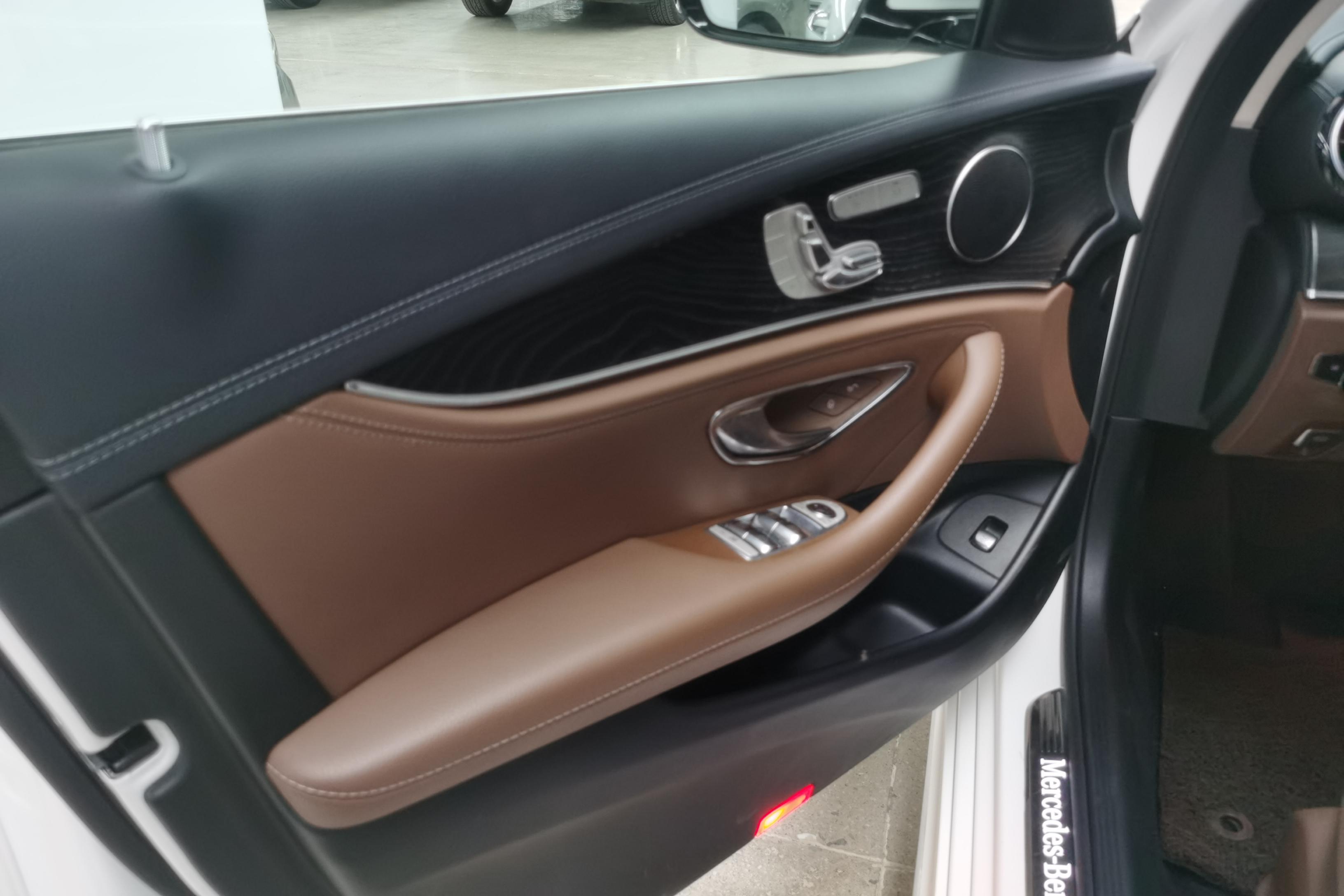 奔驰E级 E300L 2018款 2.0T 自动 汽油 运动豪华型 (国Ⅴ) 