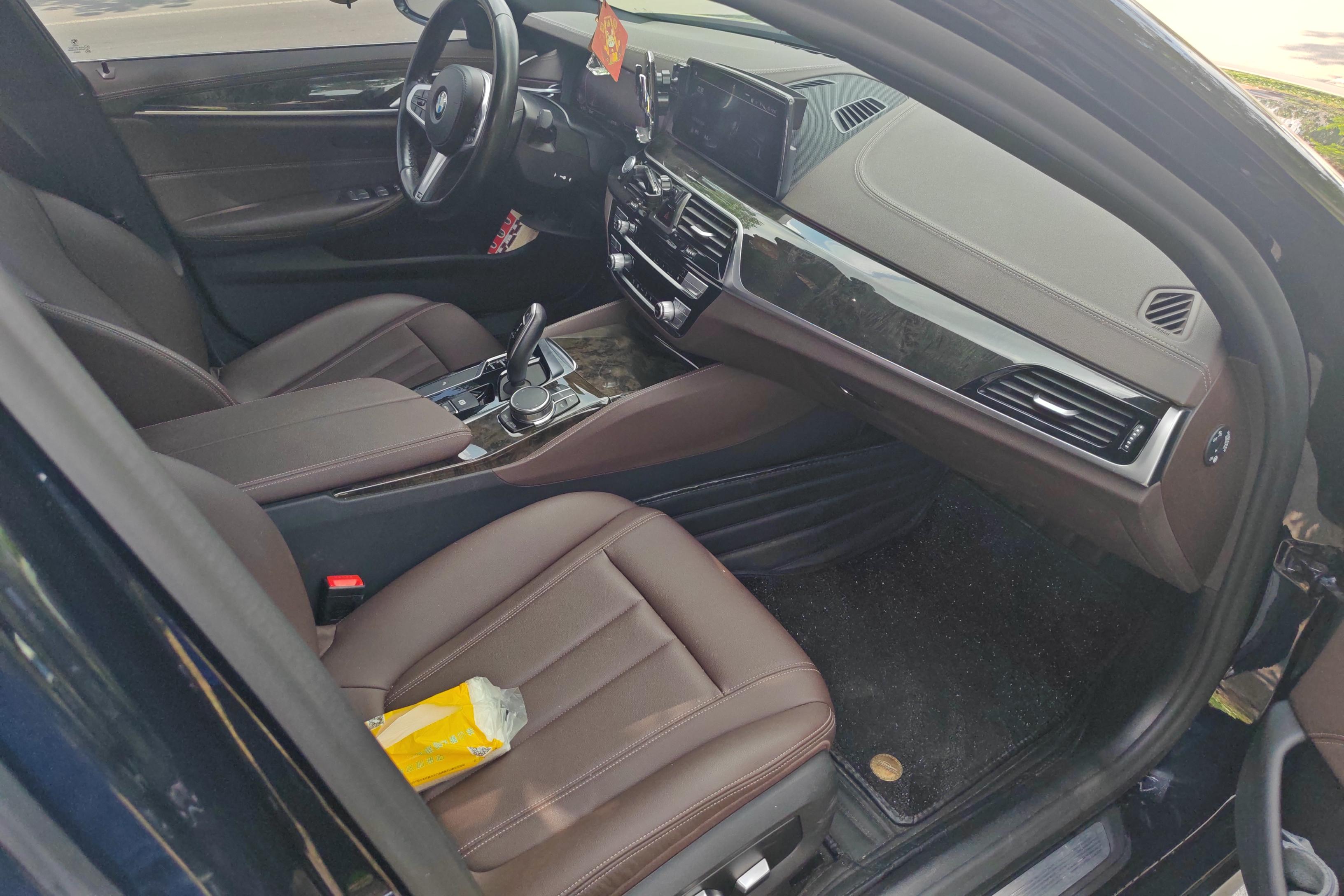 宝马5系 525Li 2020款 2.0T 自动 汽油 M运动套装 (国Ⅵ) 