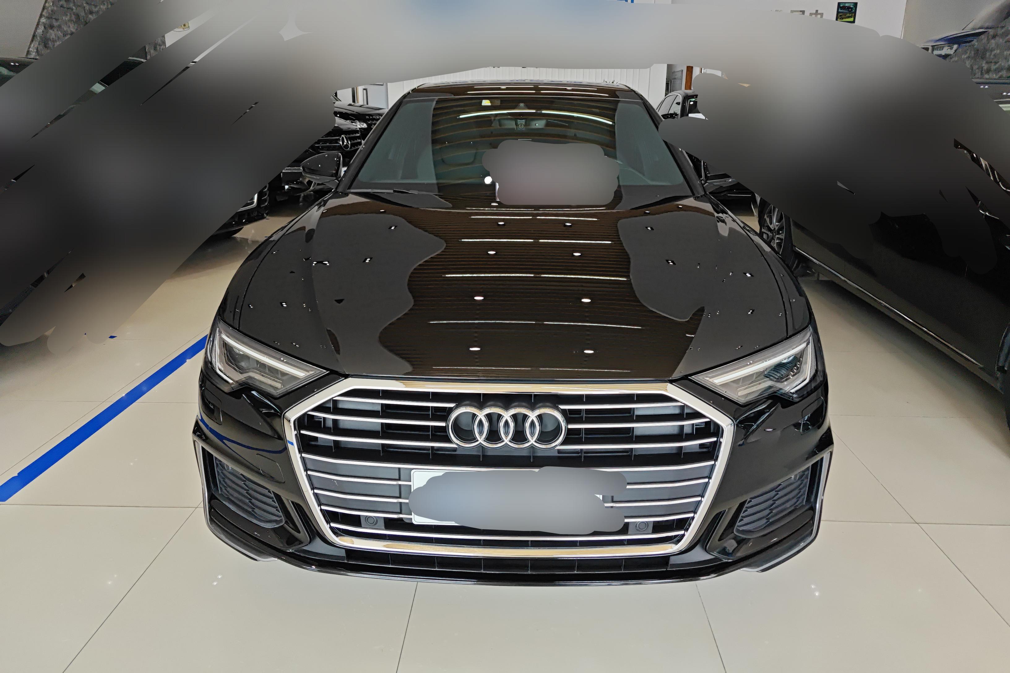 奥迪A6L 40TFSI 2021款 2.0T 自动 豪华动感型 (国Ⅵ) 