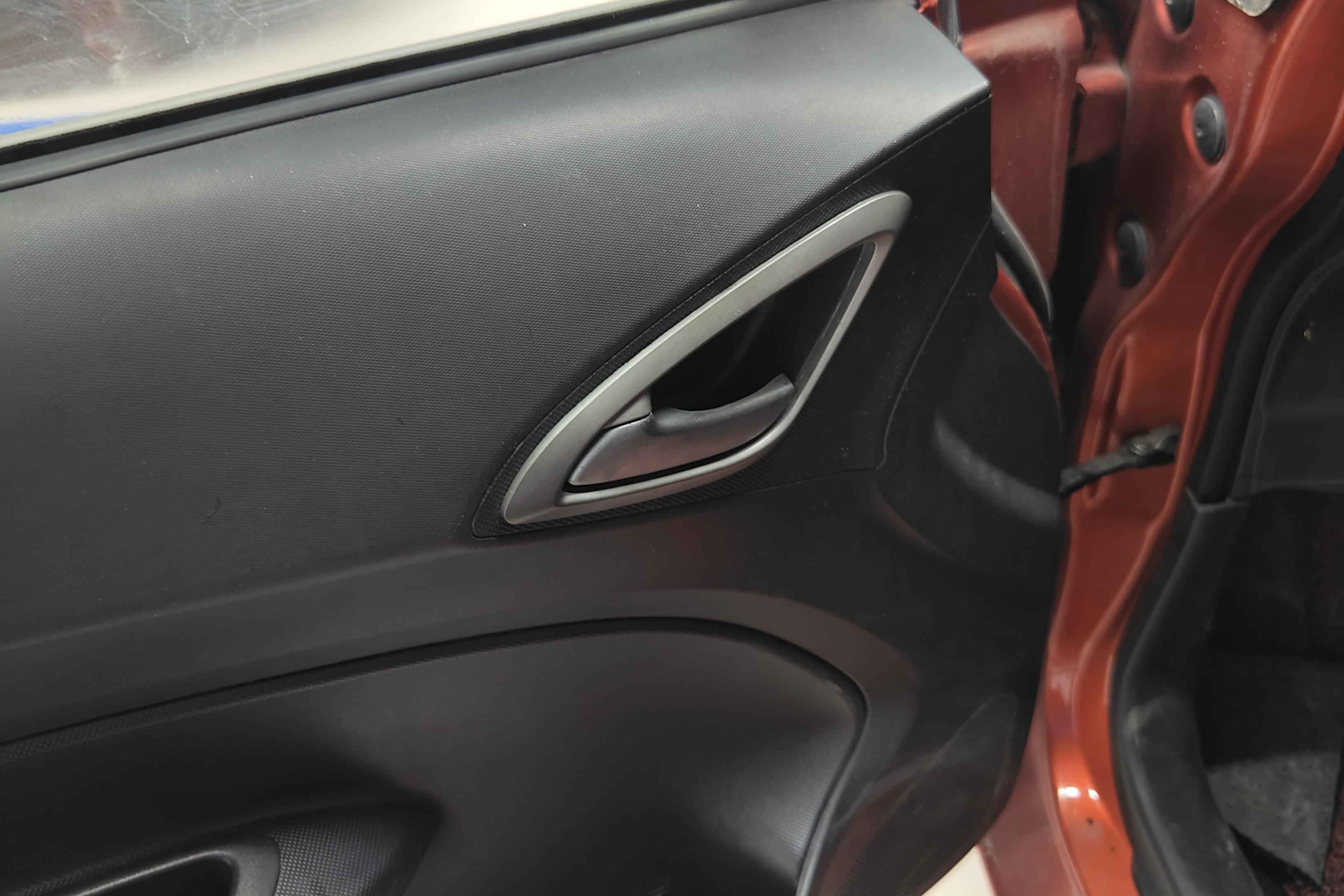 雪佛兰赛欧 2013款 1.4L 手动 4门5座三厢车 理想幸福版 (国Ⅳ) 