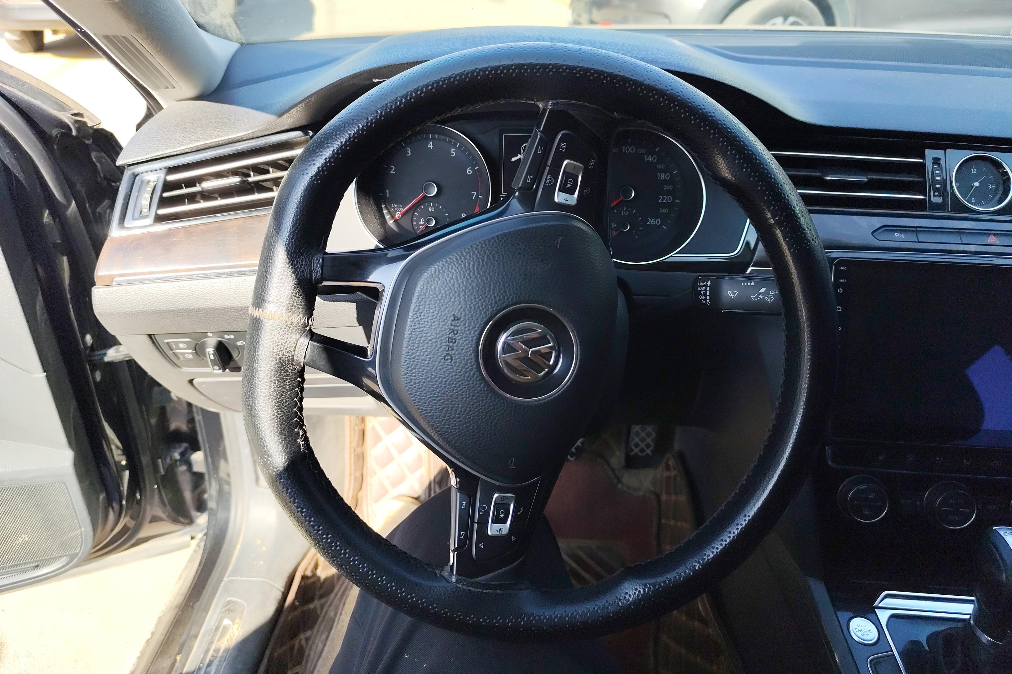 大众迈腾 2017款 1.8T 自动 前驱 330TSI舒适型 (国Ⅴ) 