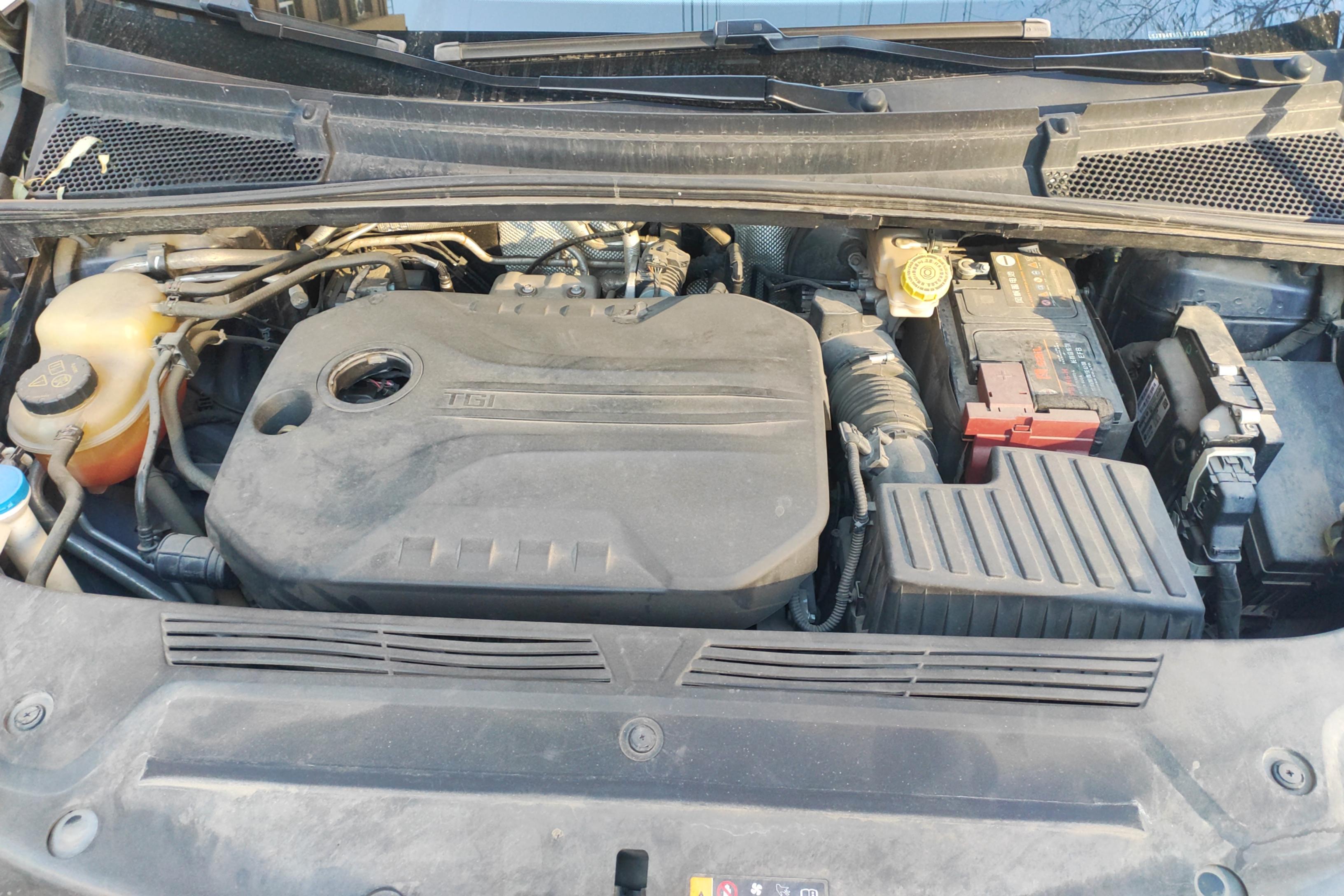 荣威iMAX8 2021款 2.0T 自动 Supreme系列尊荣版 (国Ⅵ) 